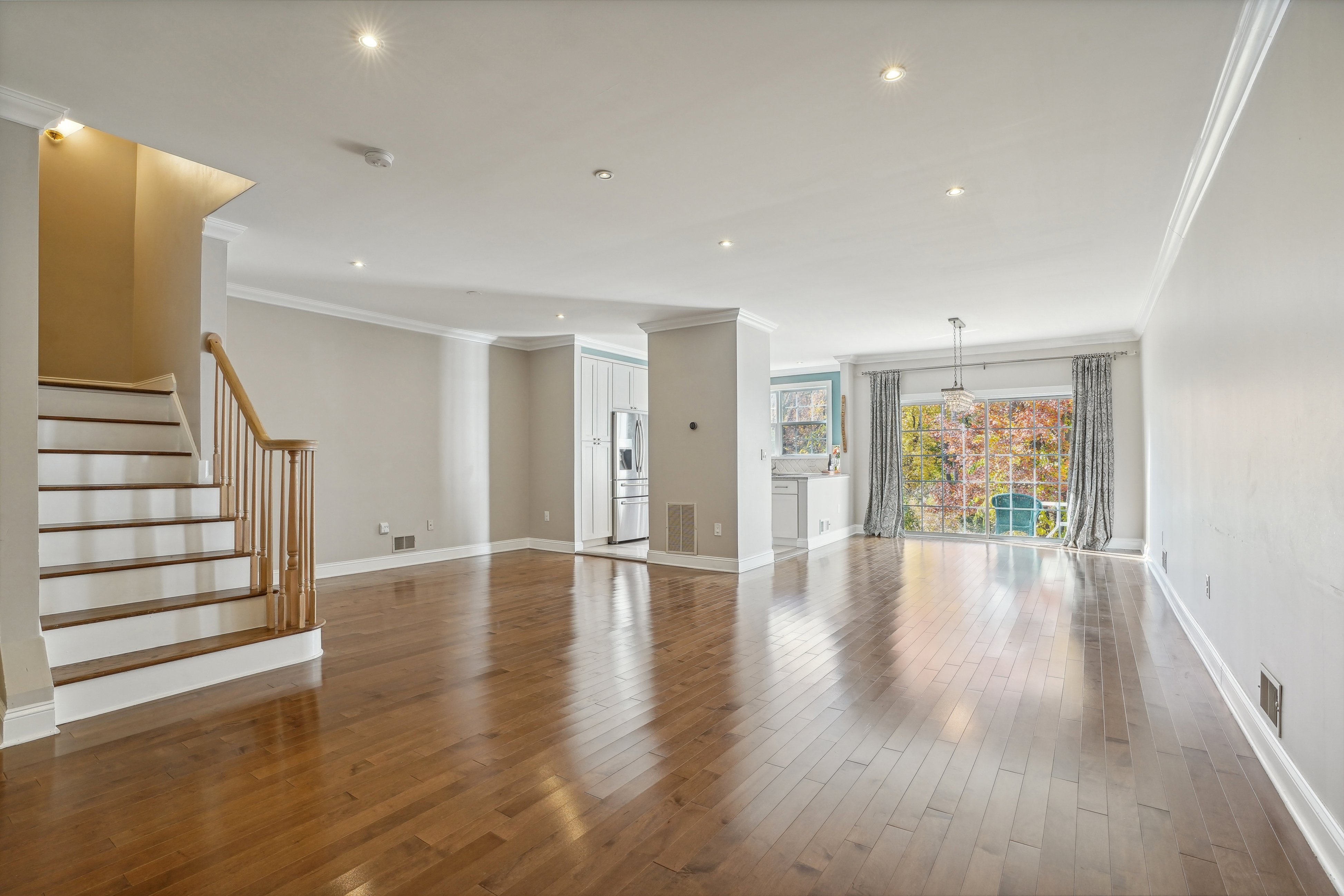 10 Caroline Foster Court 