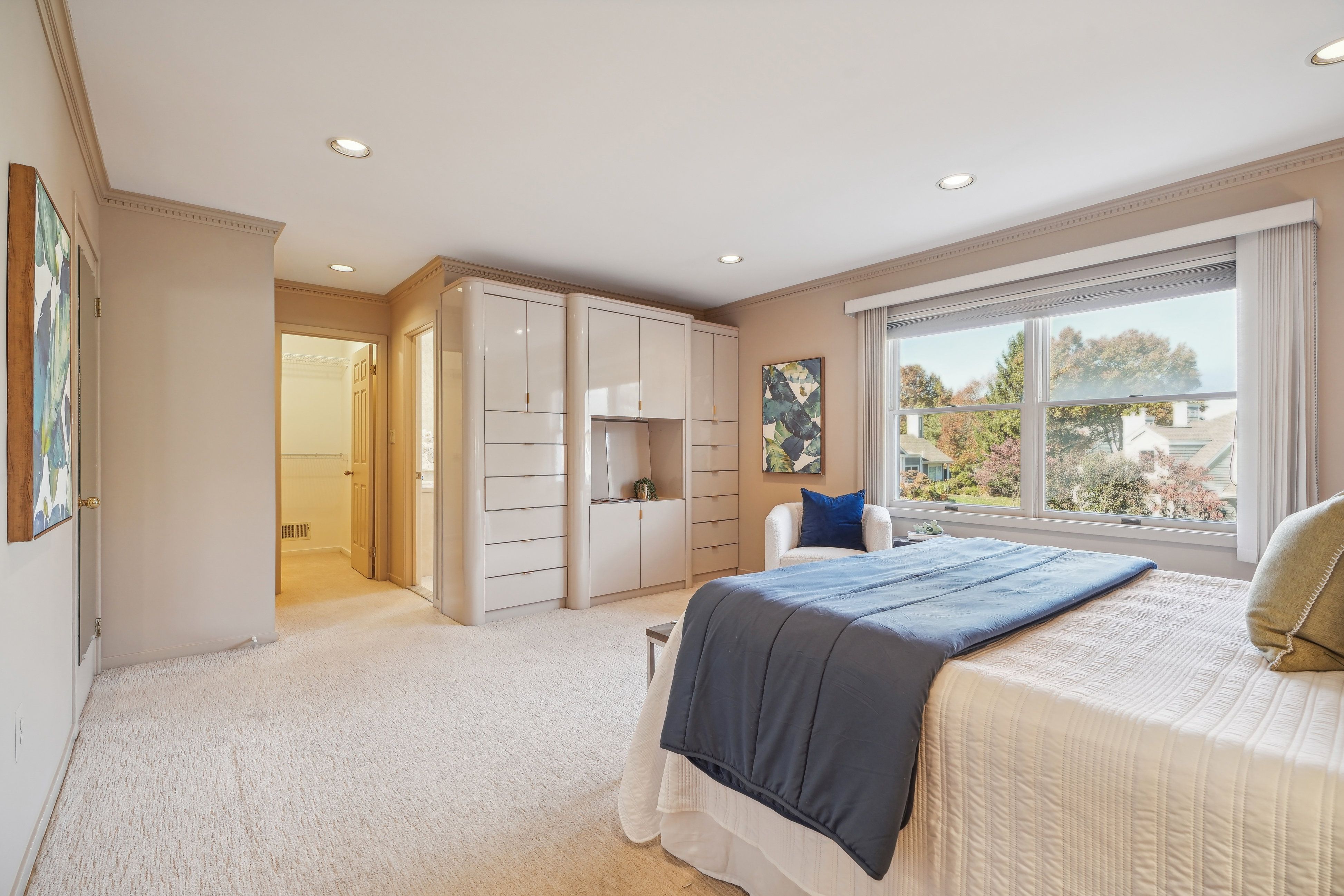42 Woodcrest Drive 