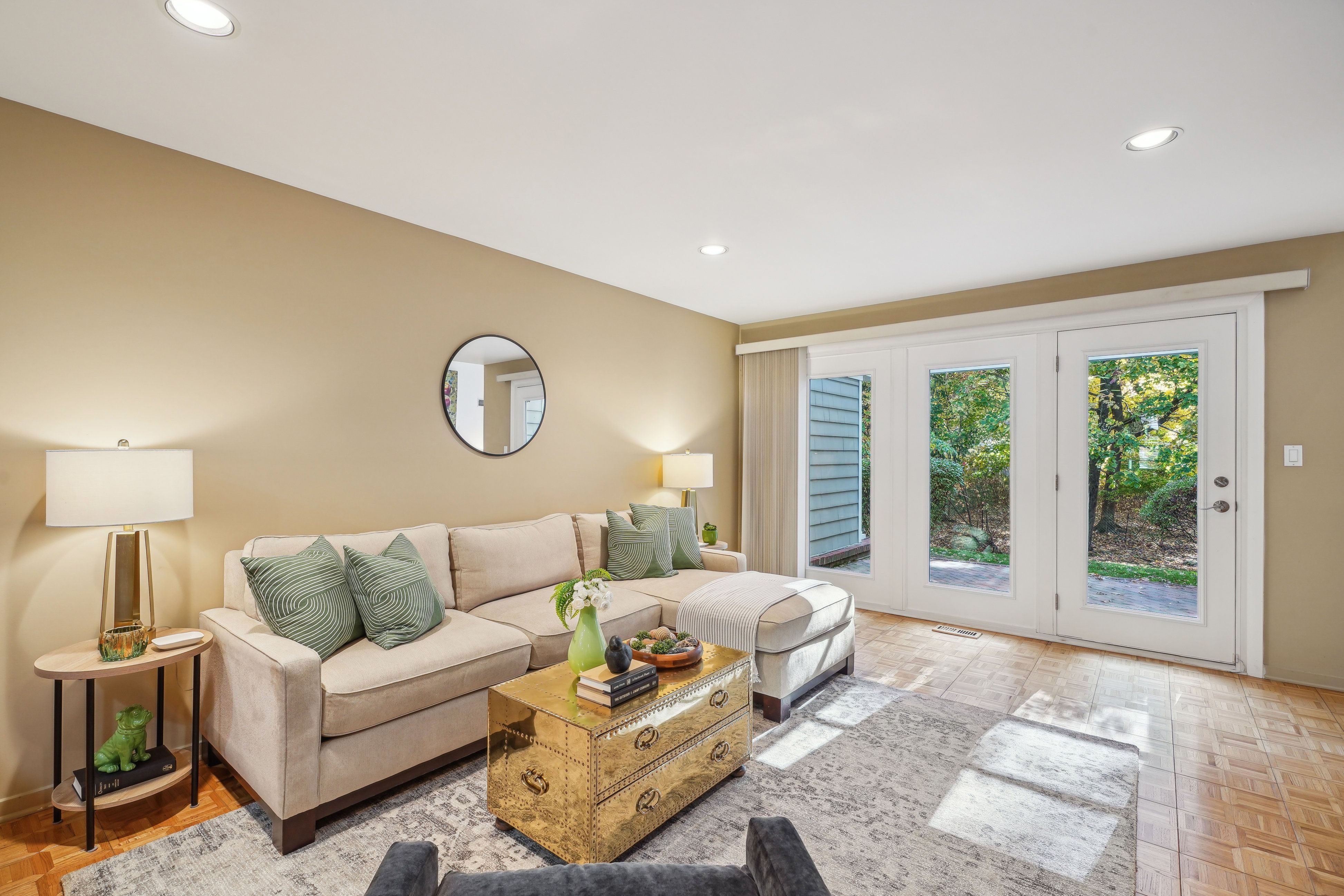 42 Woodcrest Drive 