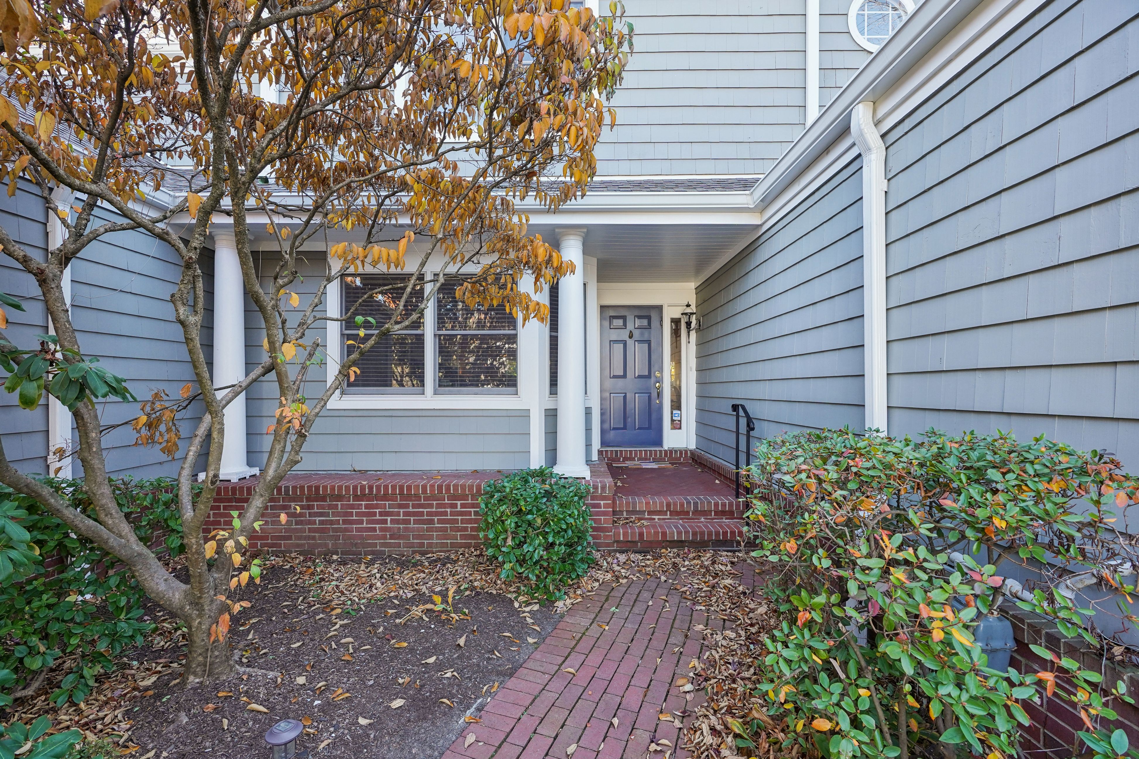 42 Woodcrest Drive 