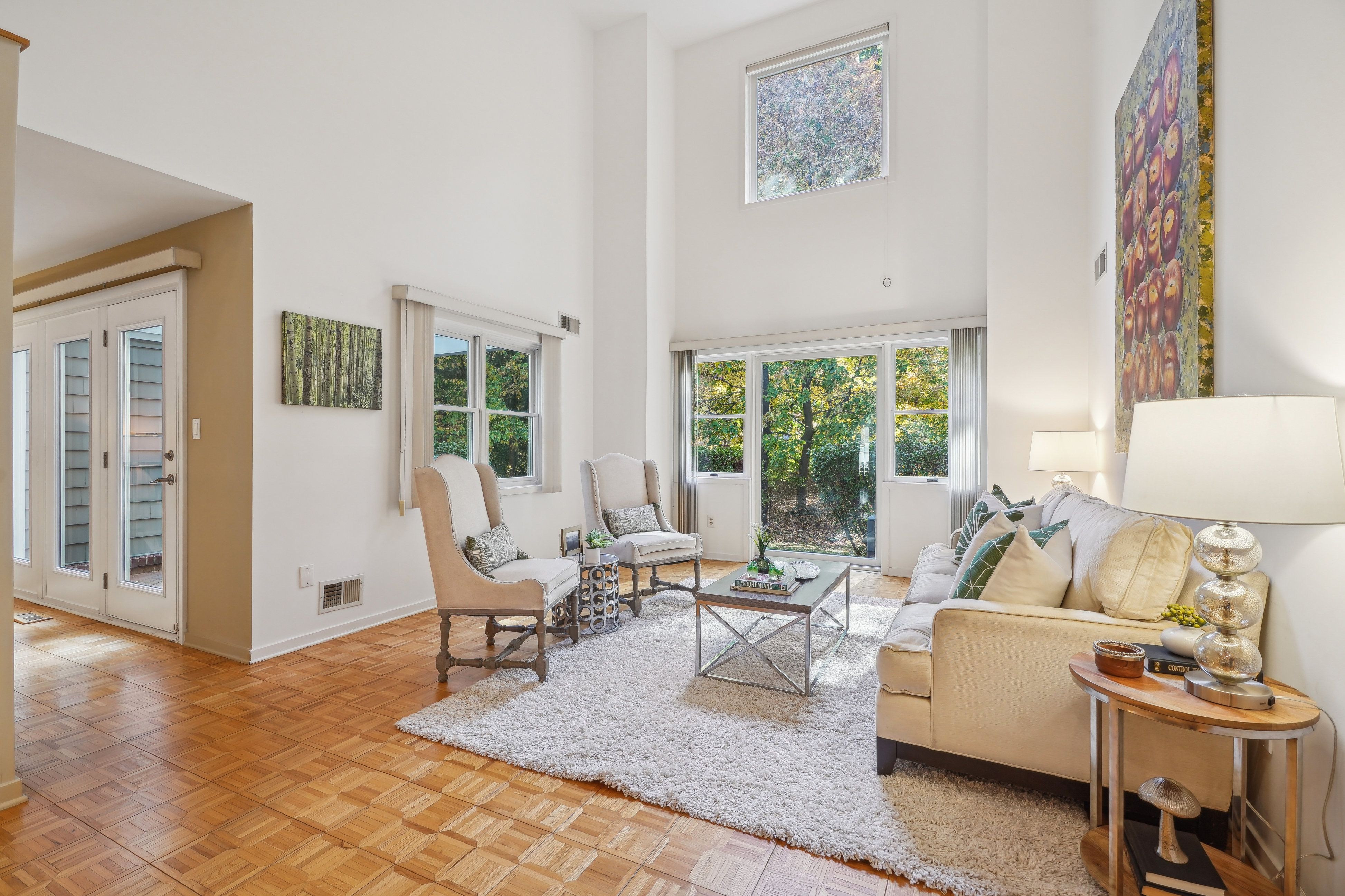 42 Woodcrest Drive 