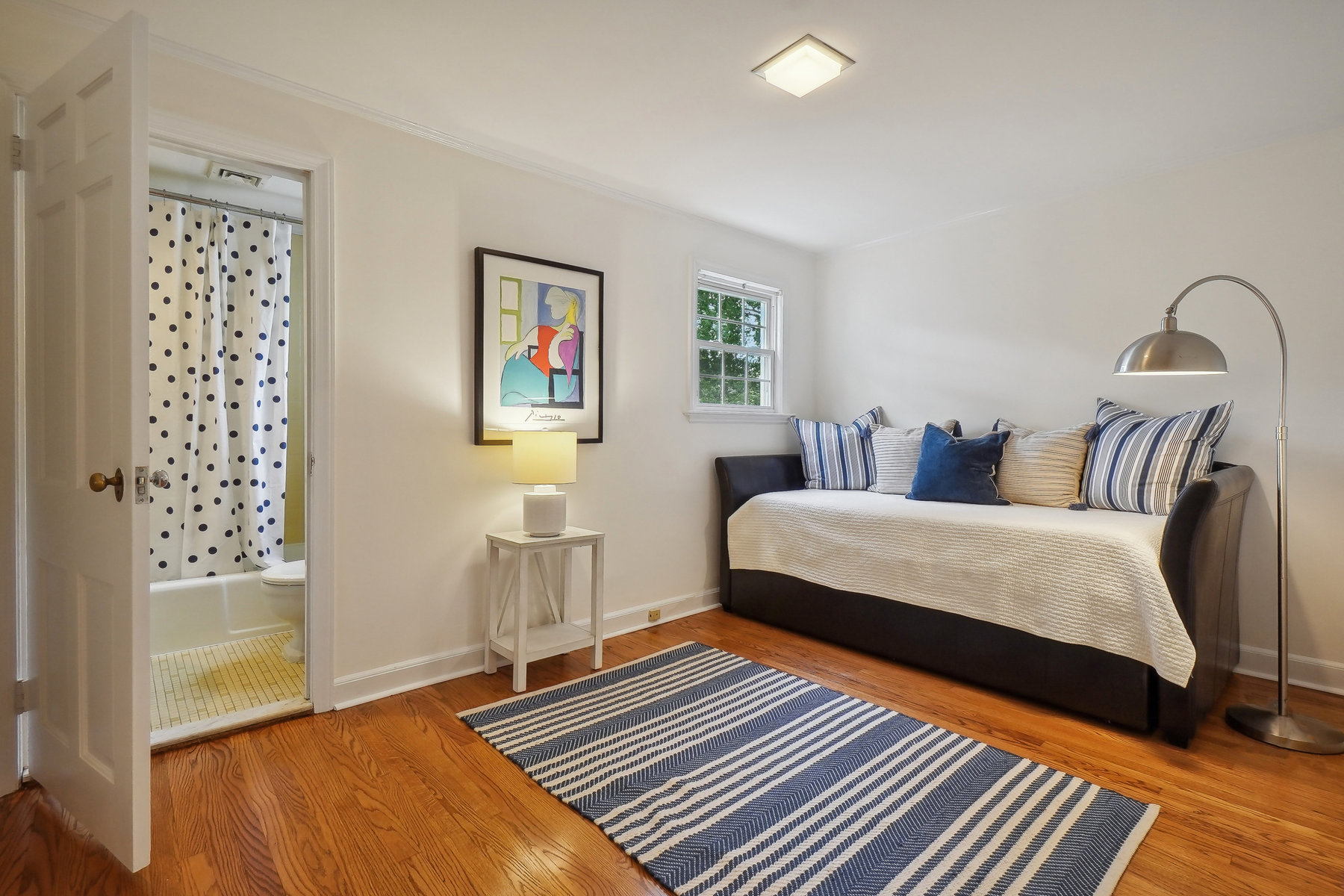 18 Greenview Way 