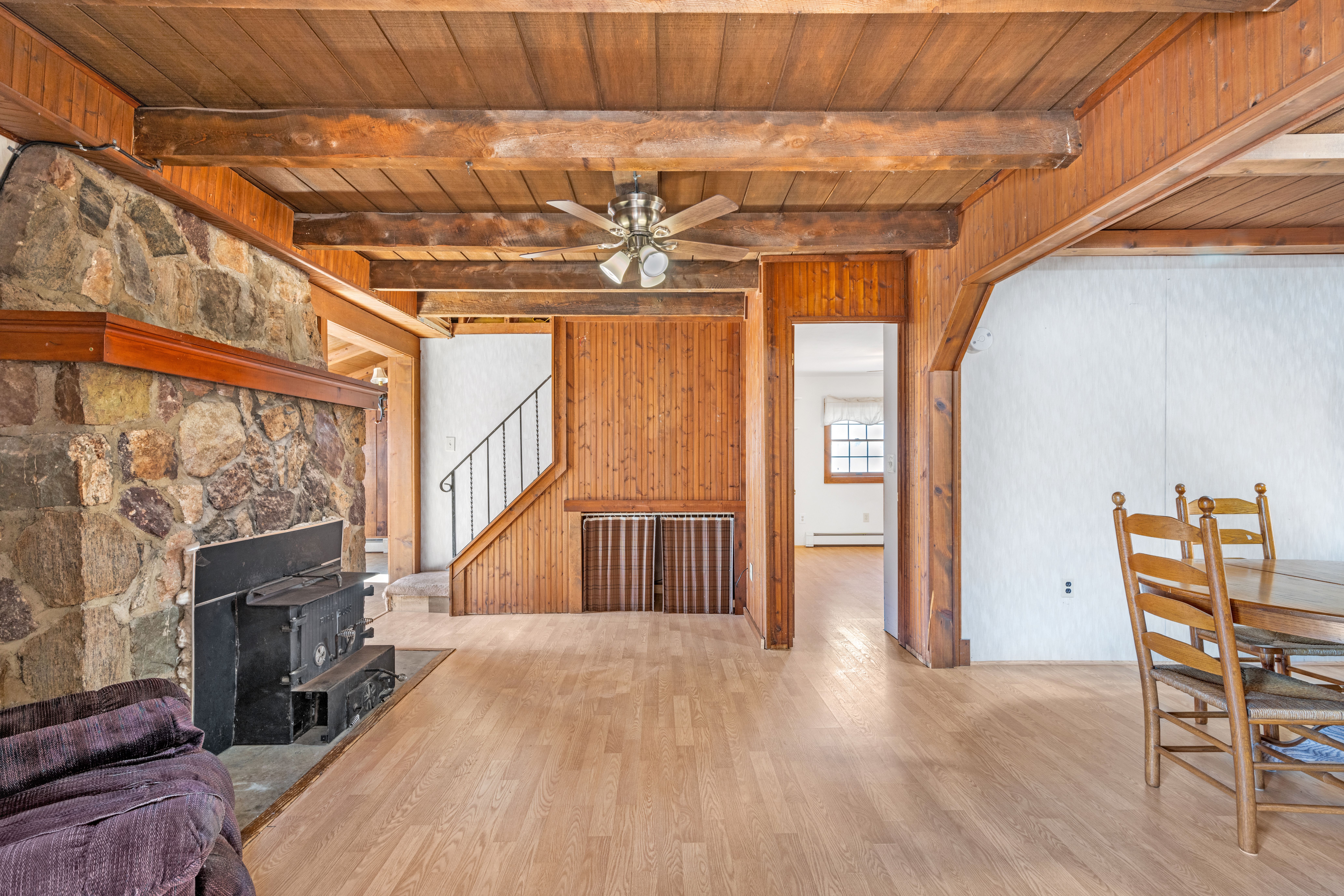 4 Lakeview Drive 