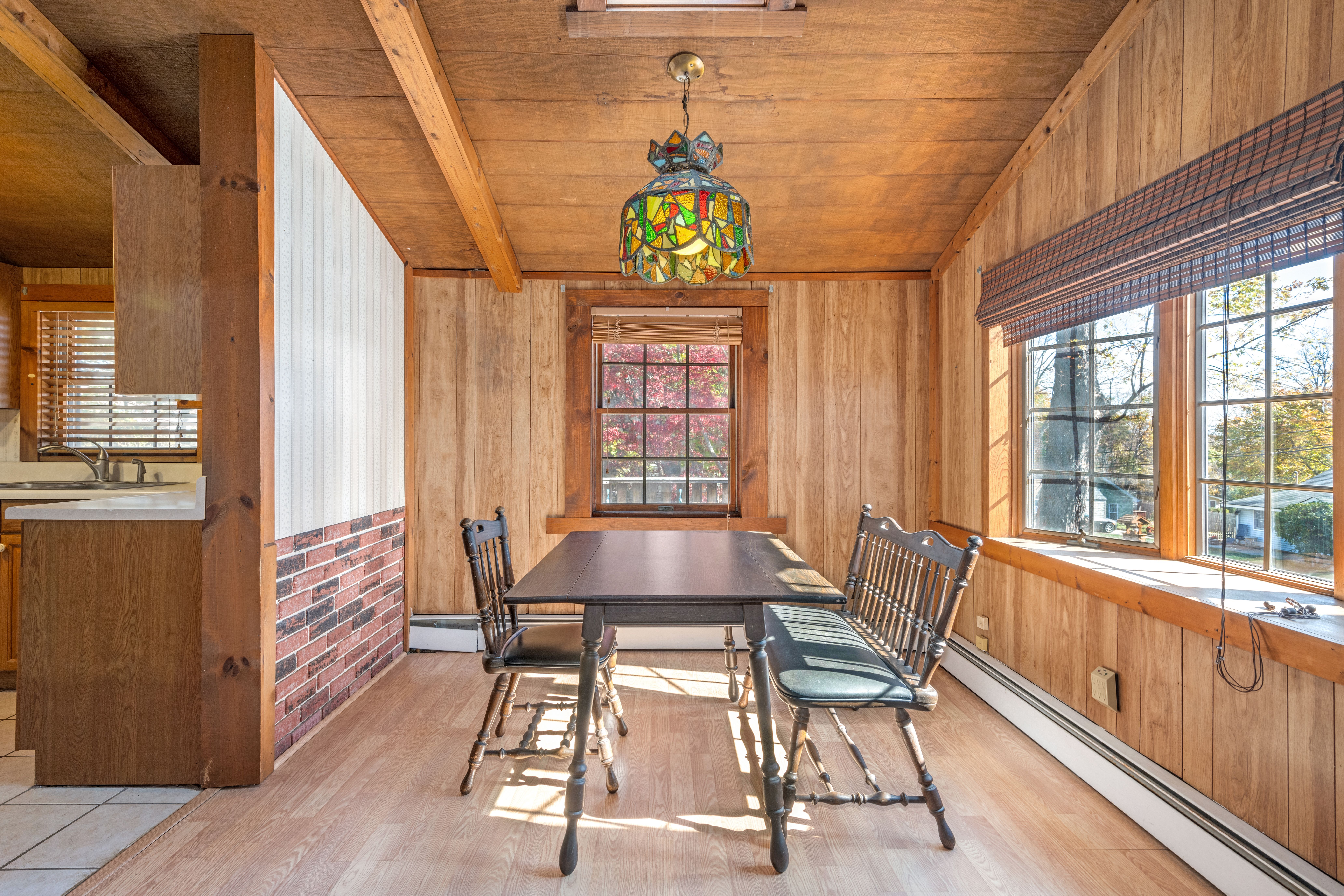 4 Lakeview Drive 