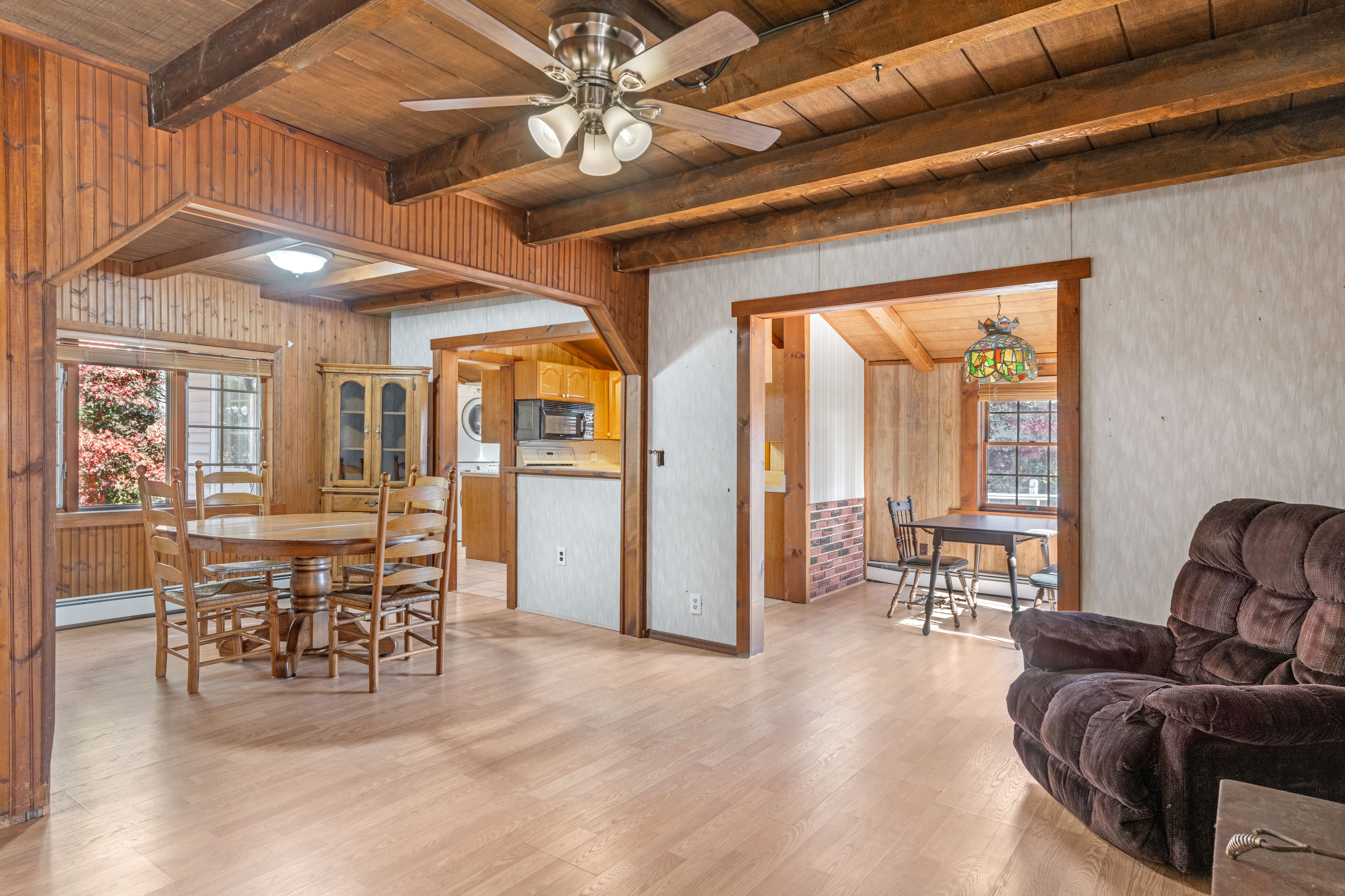 4 Lakeview Drive 