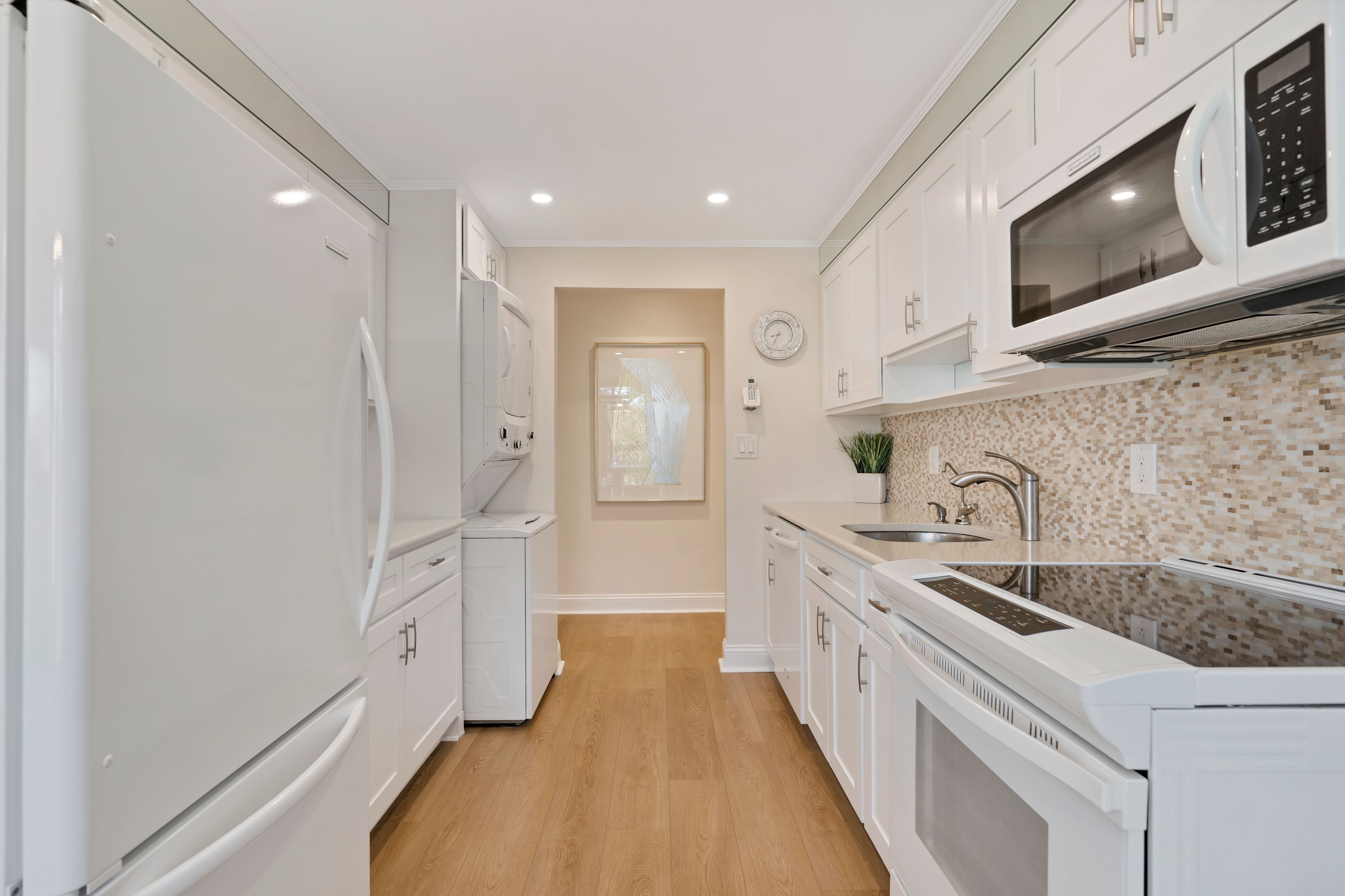 190 Morris Avenue, Unit 4F 