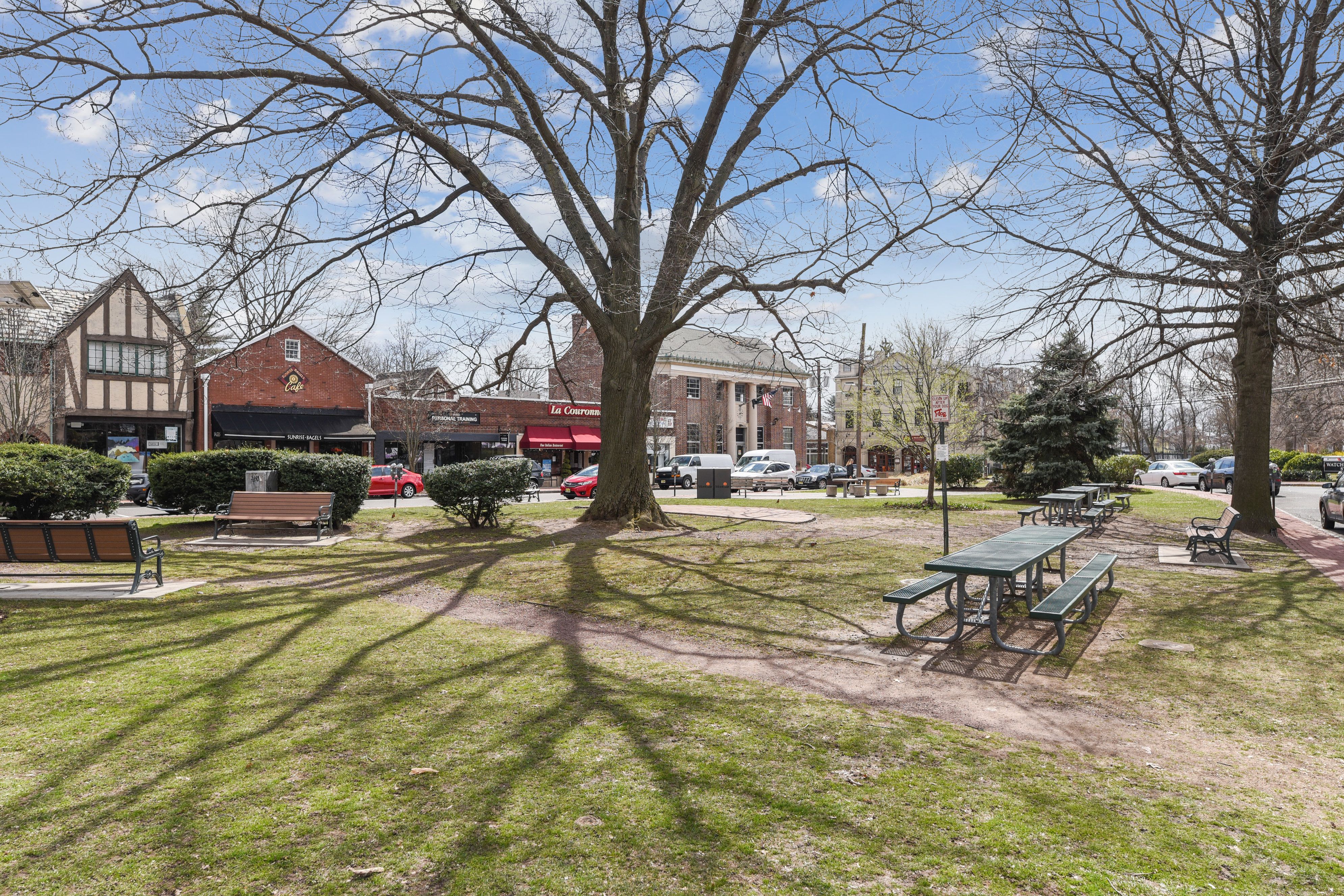 9 Carolin Road 