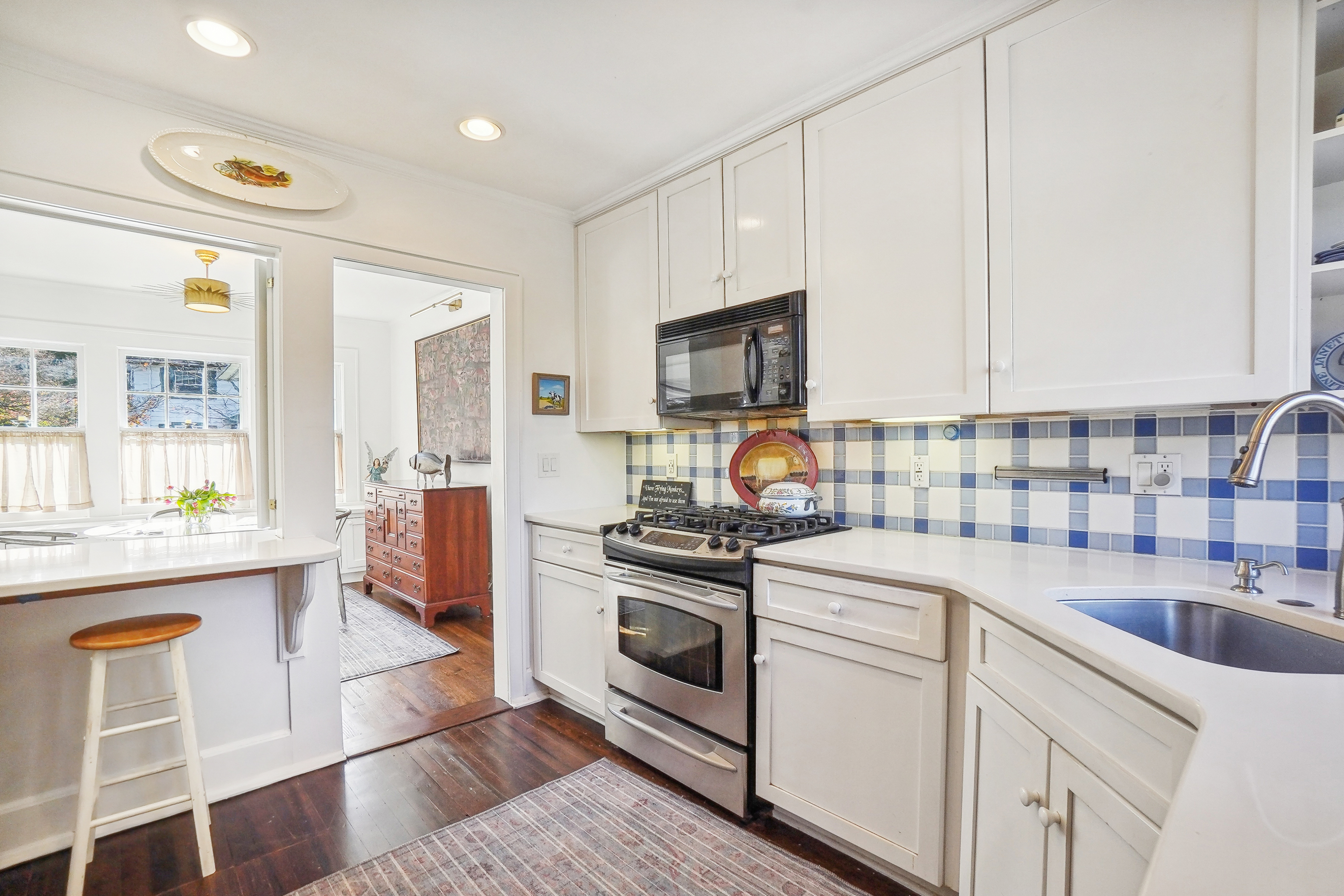9 Carolin Road 