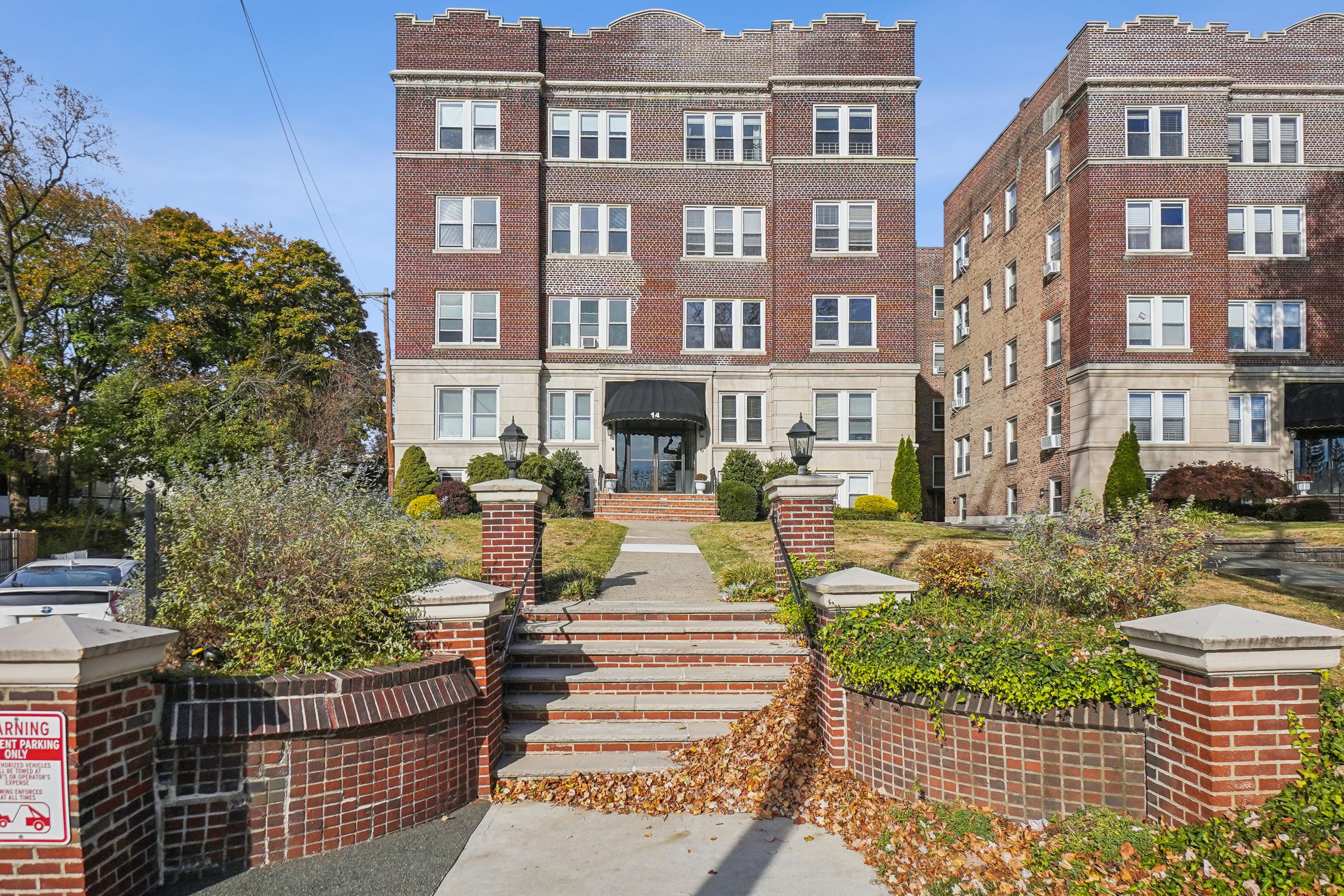 14 Forest Street #105