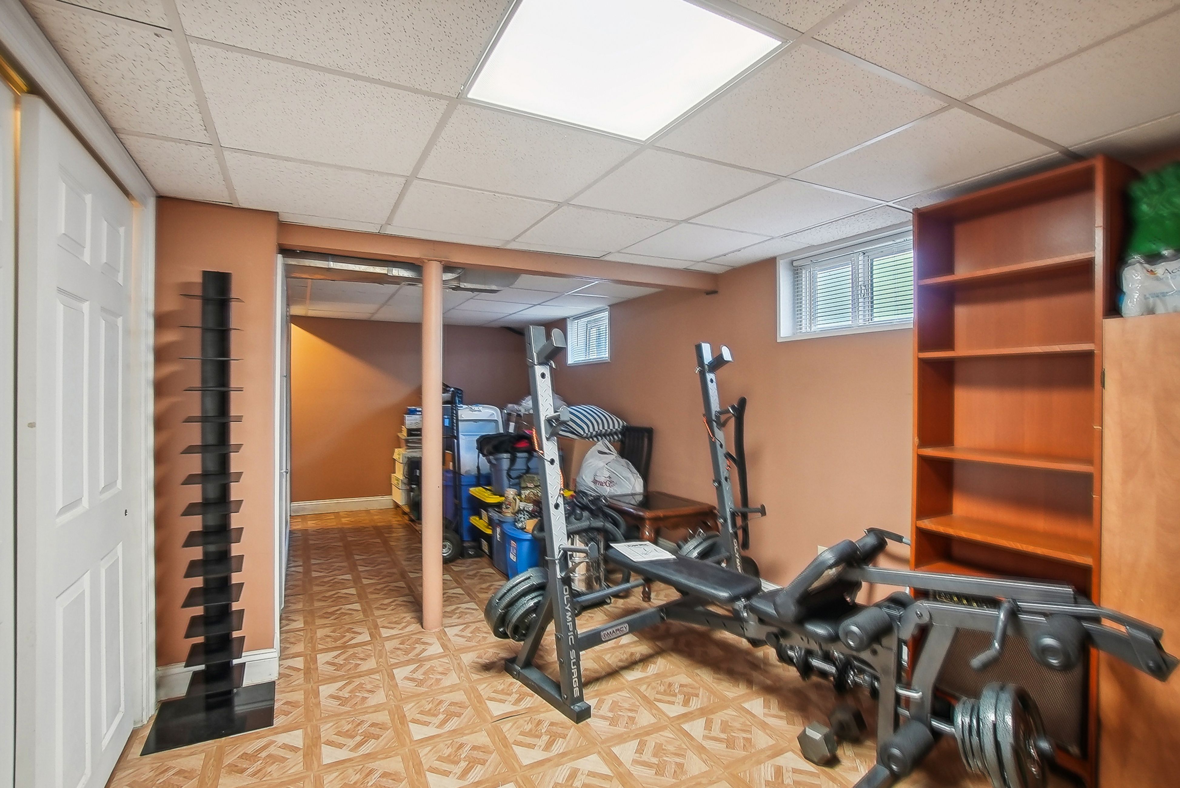 425 Richard Way 