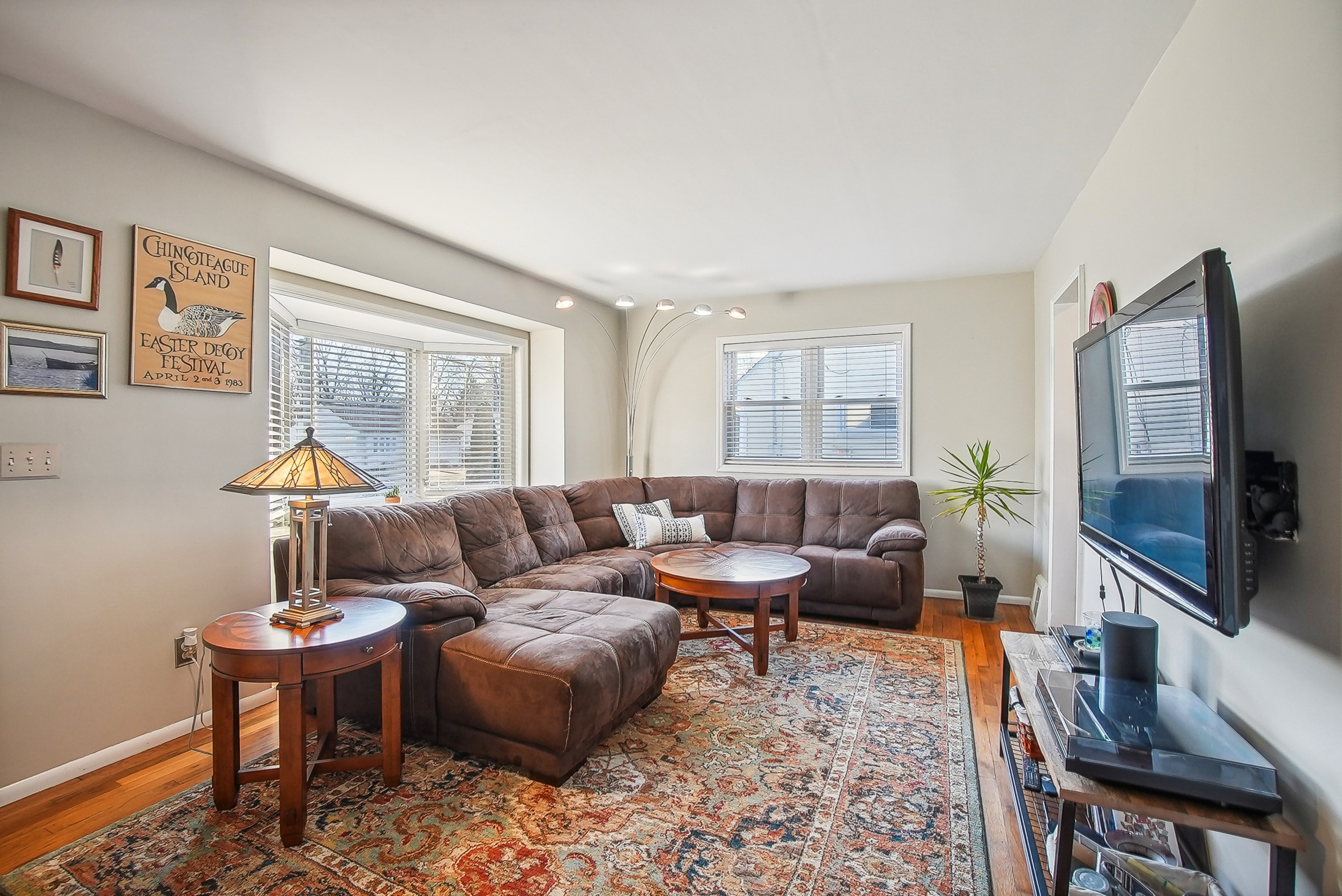 425 Richard Way 