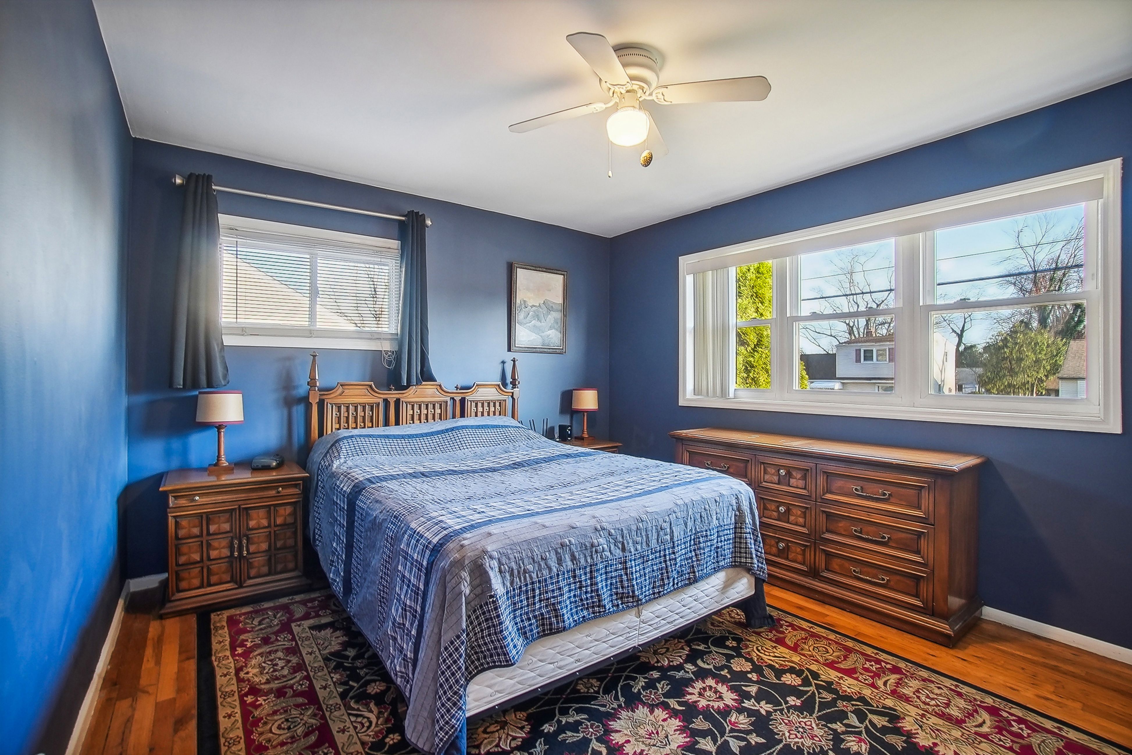 425 Richard Way 