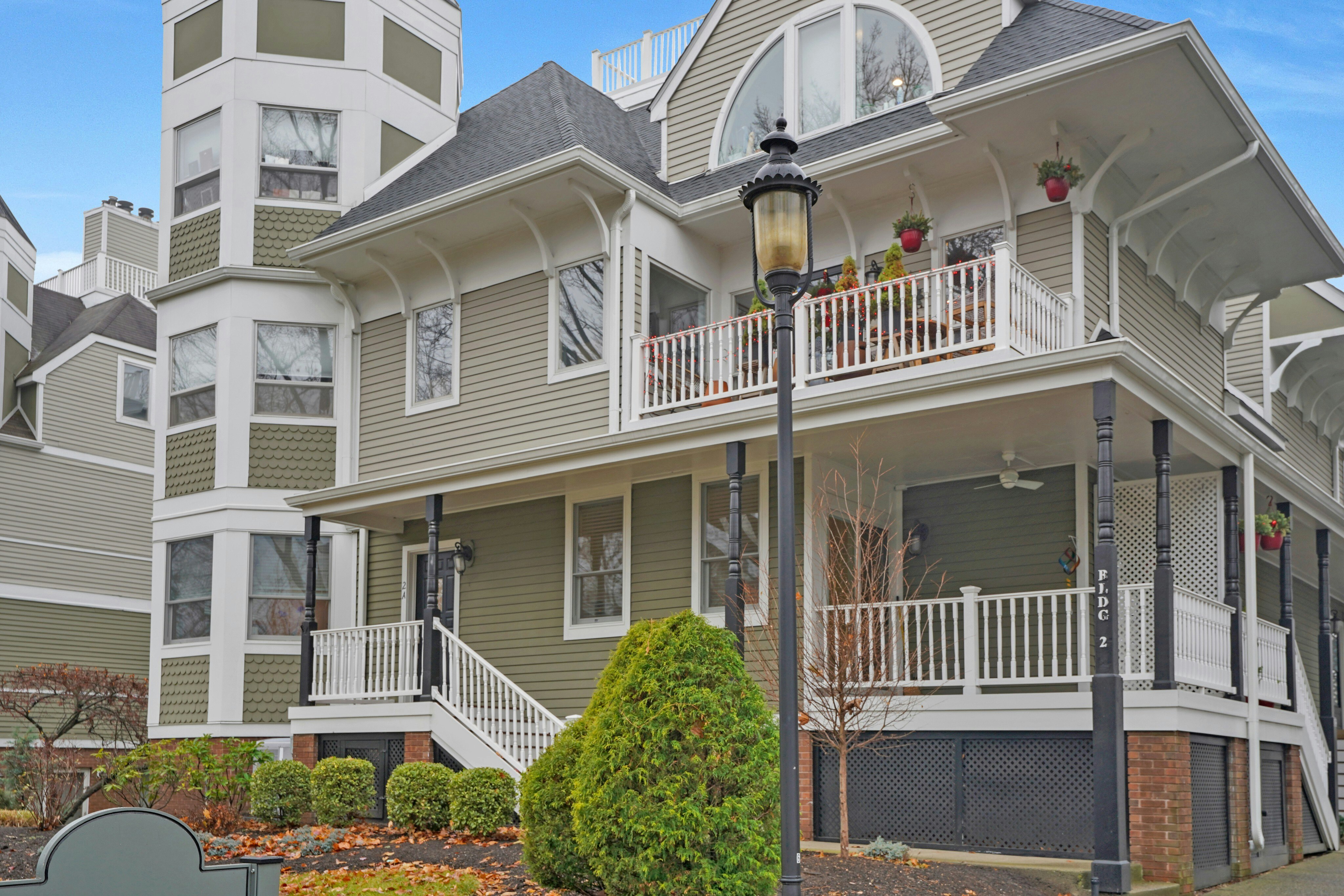 22 Franklin Place, Unit 2A 