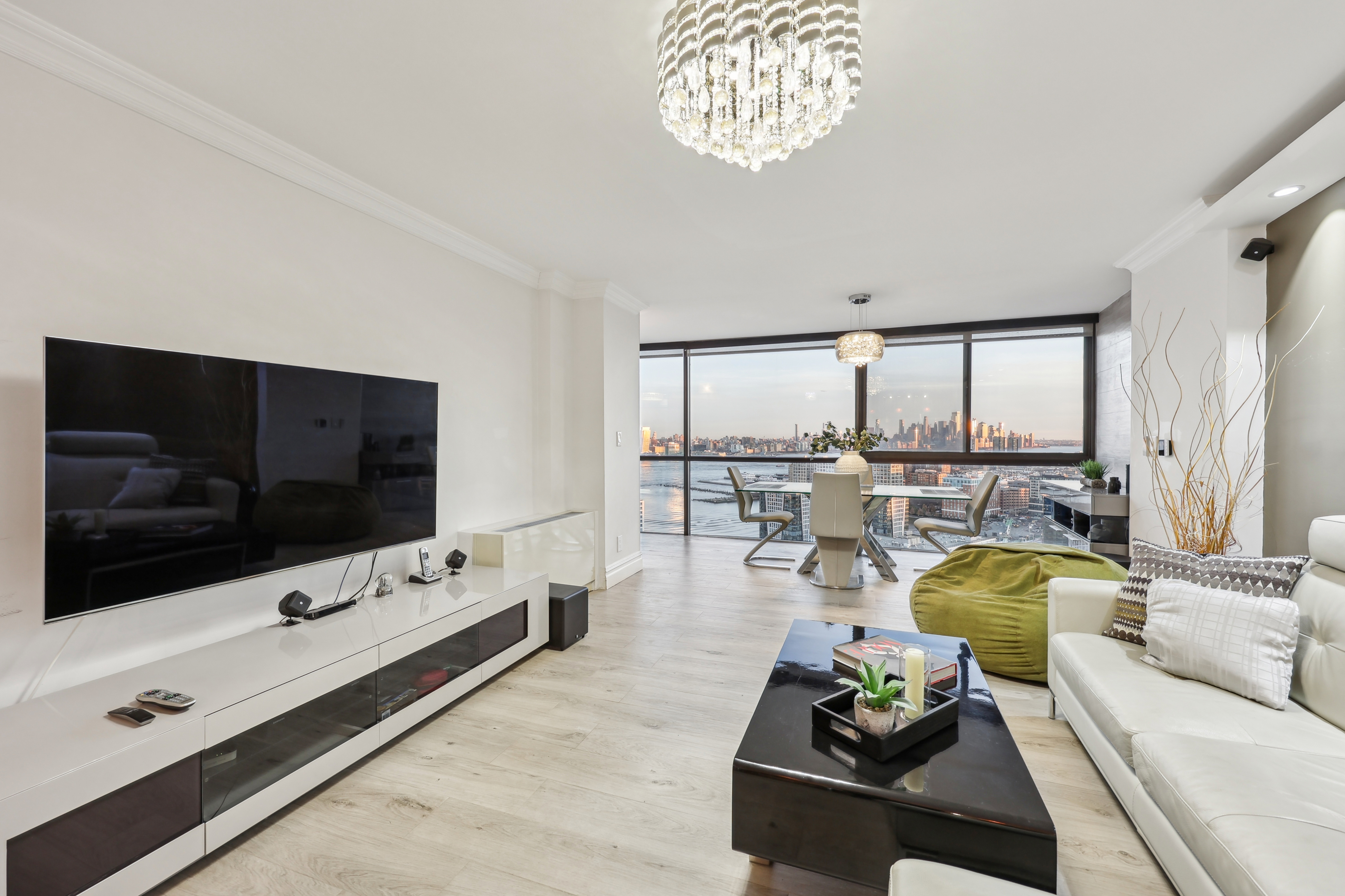 380 Mountain Road Unit 1110