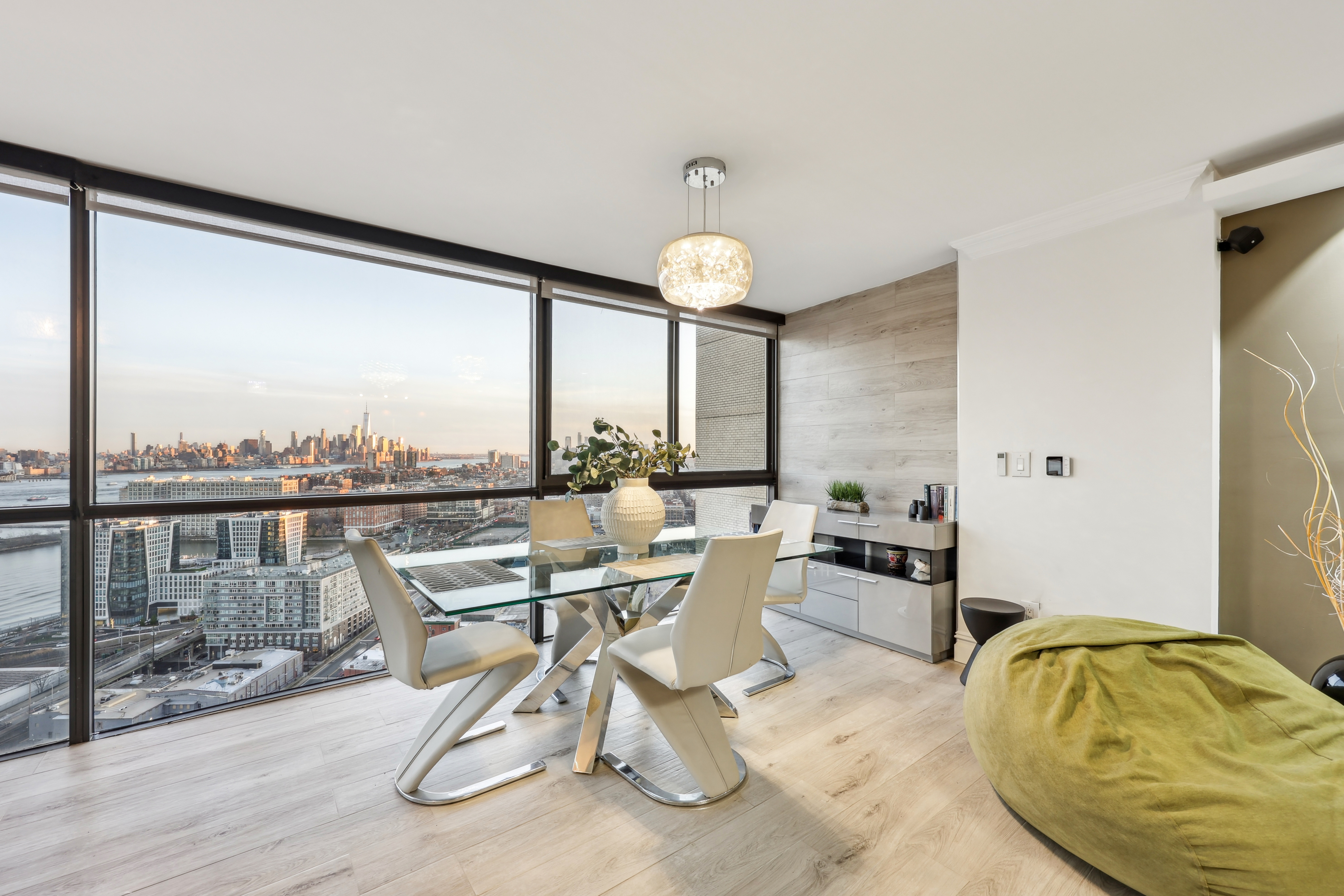 380 Mountain Road Unit 1110
