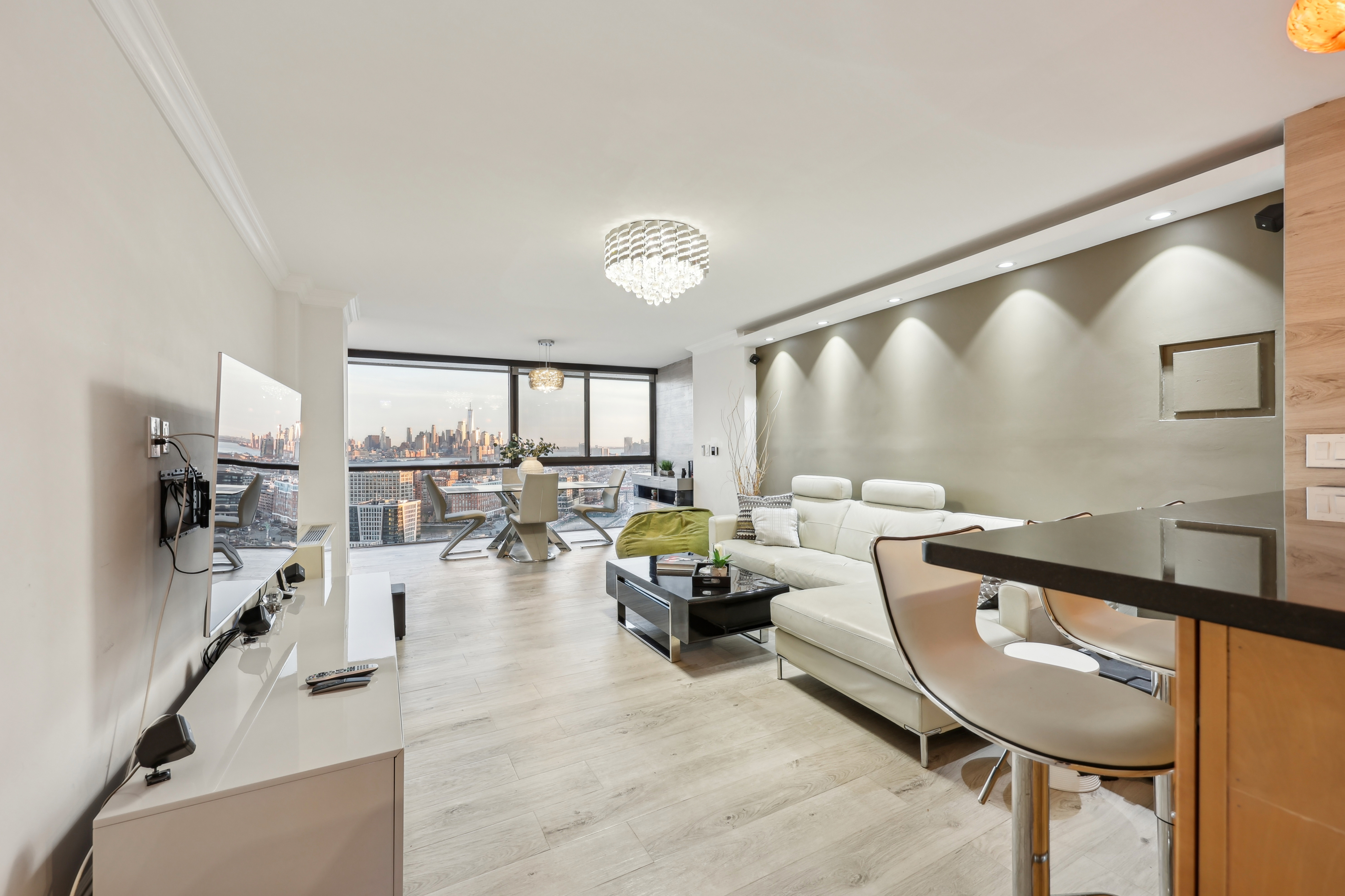 380 Mountain Road Unit 1110