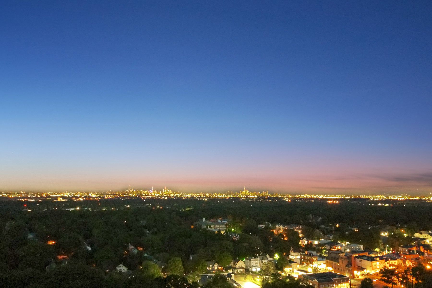 900 Valley Road F8 
