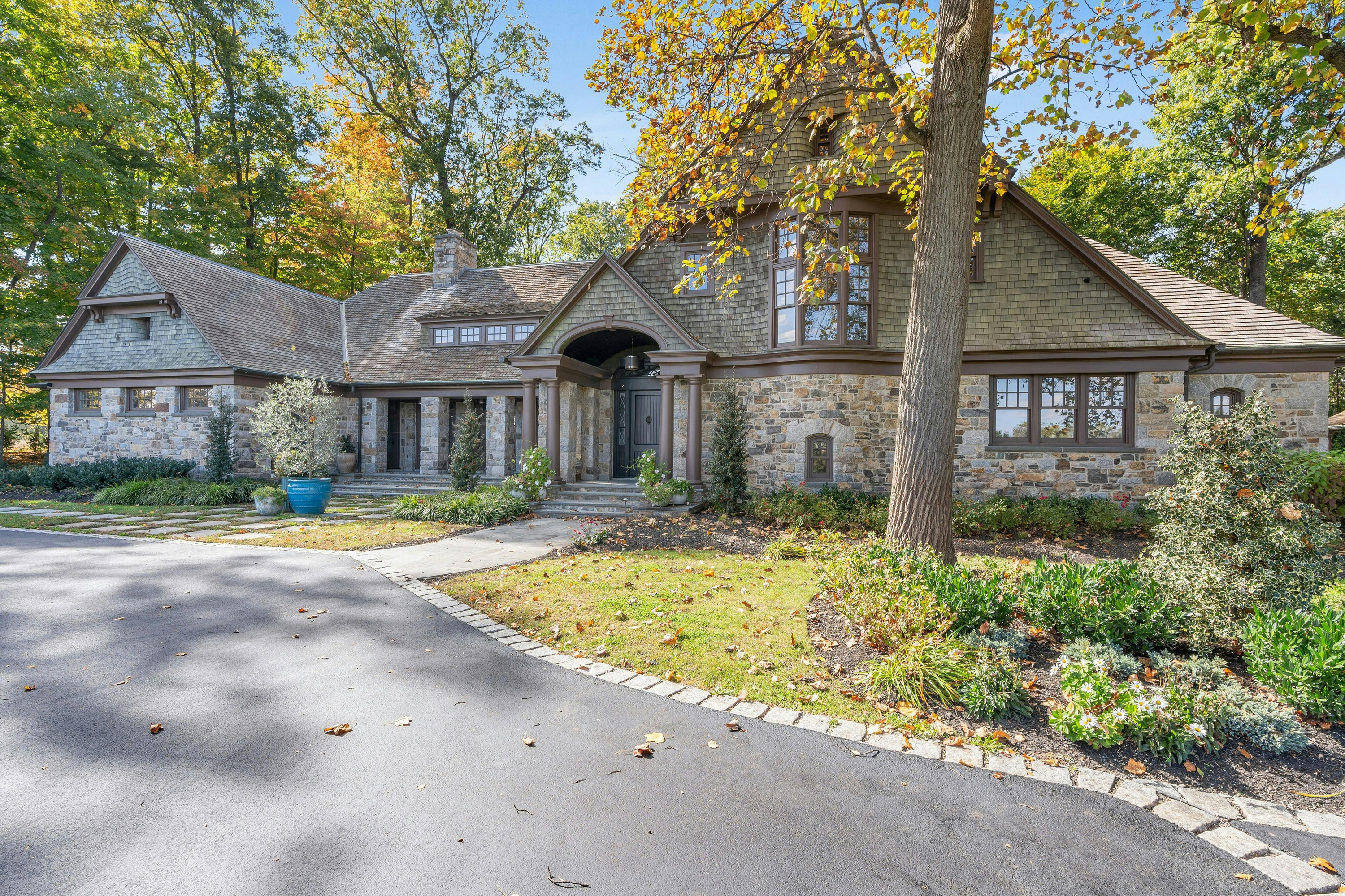 2 Hartley Farms Road 