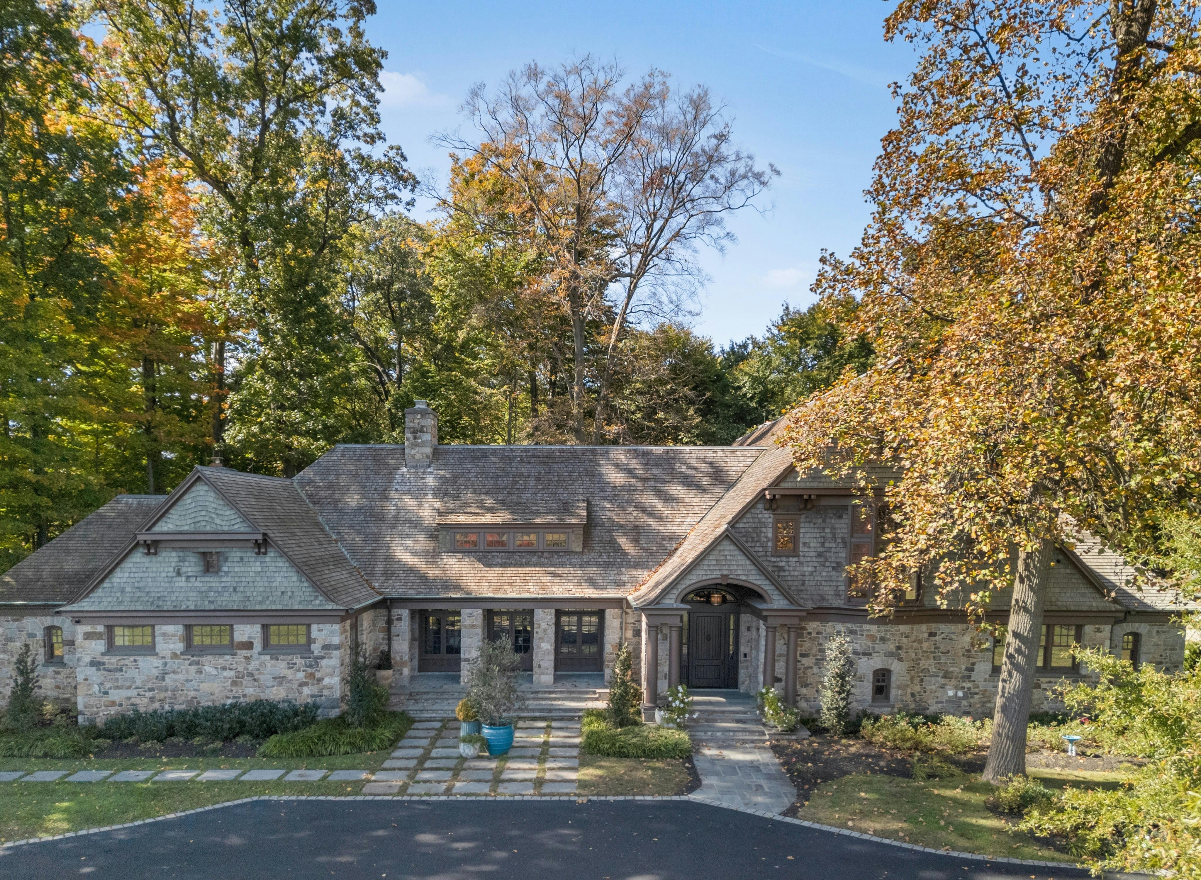 2 Hartley Farms Road 