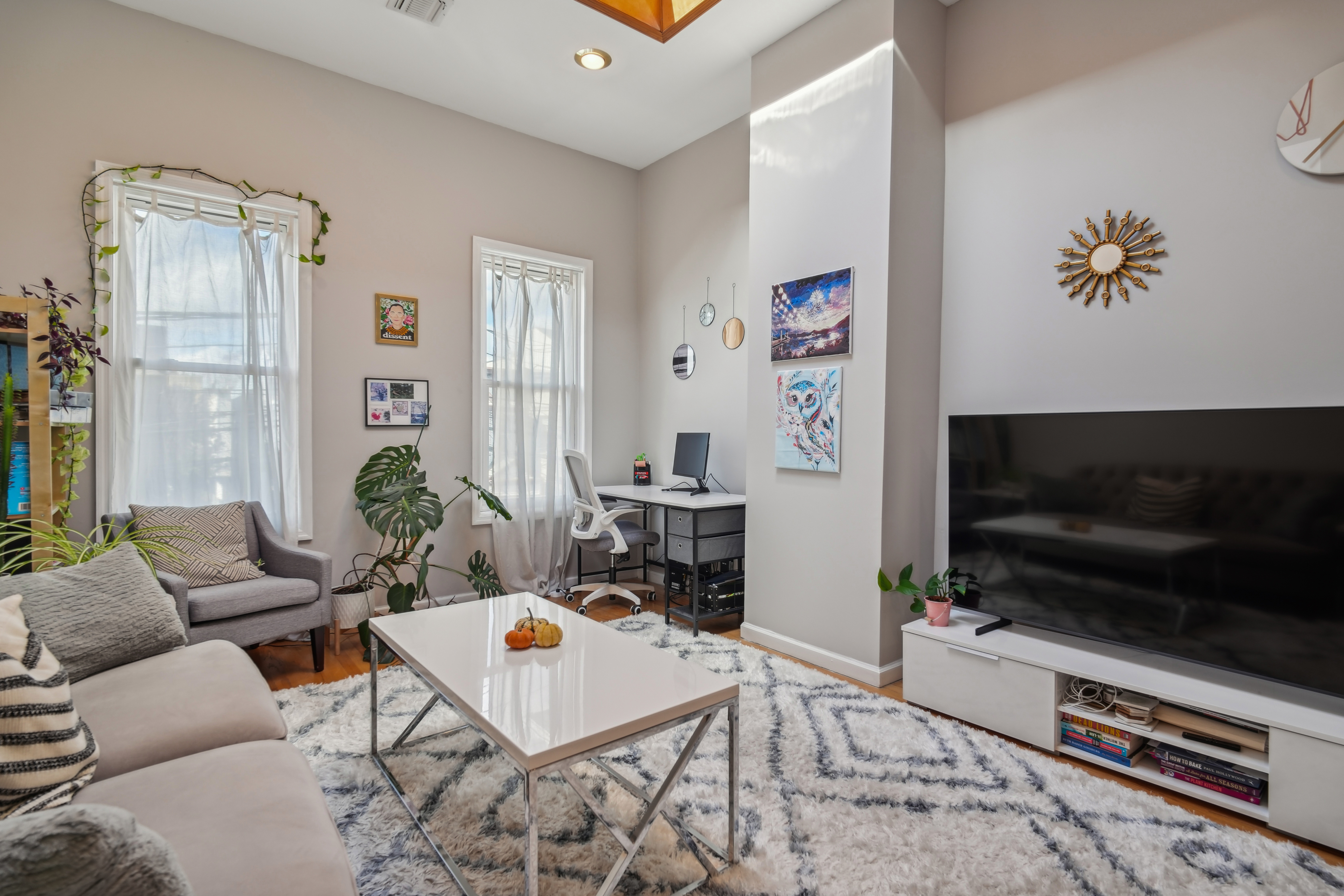 142 Webster Avenue , #2L 