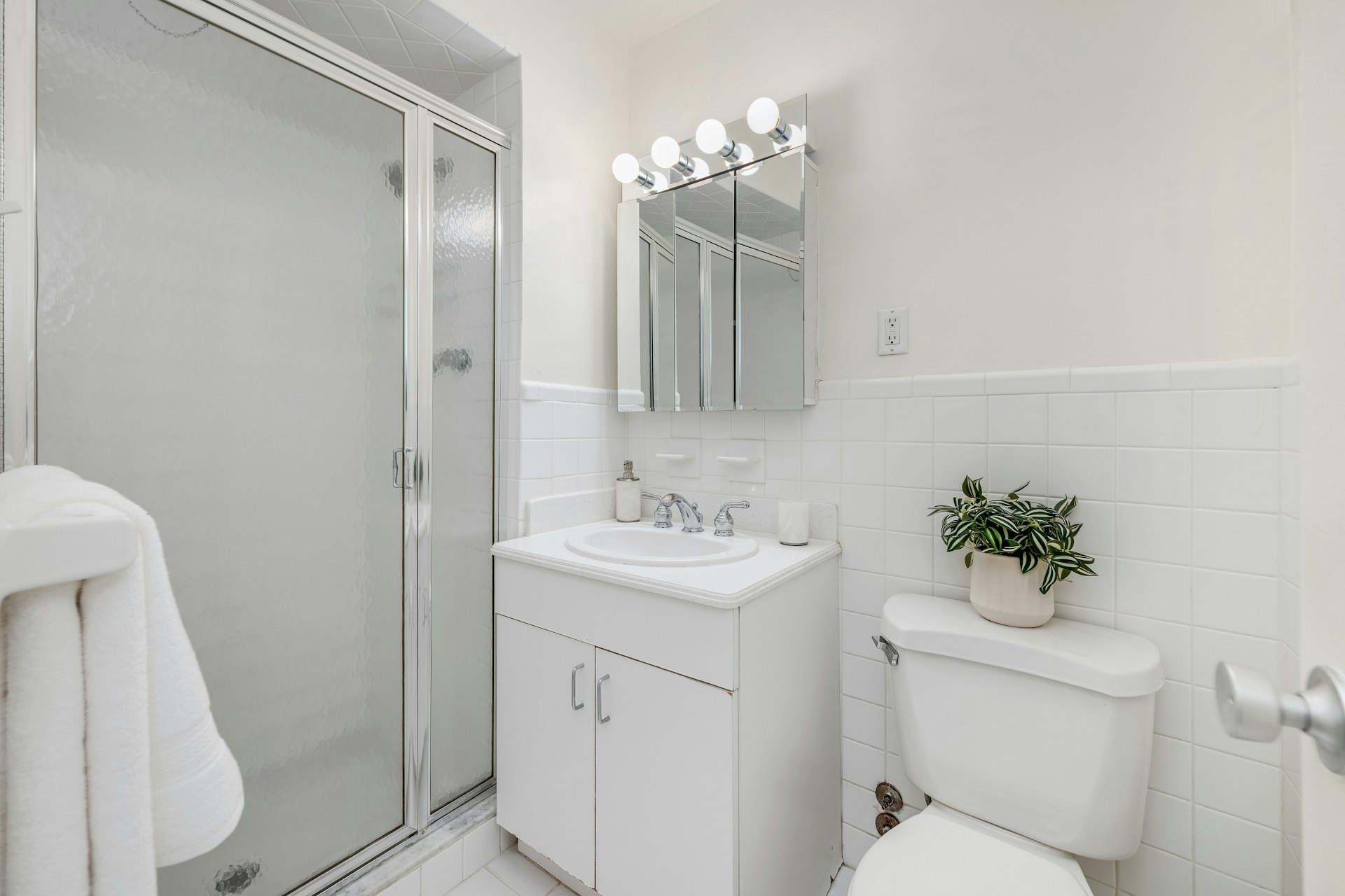 530 Valley Road, Unit 4G 
