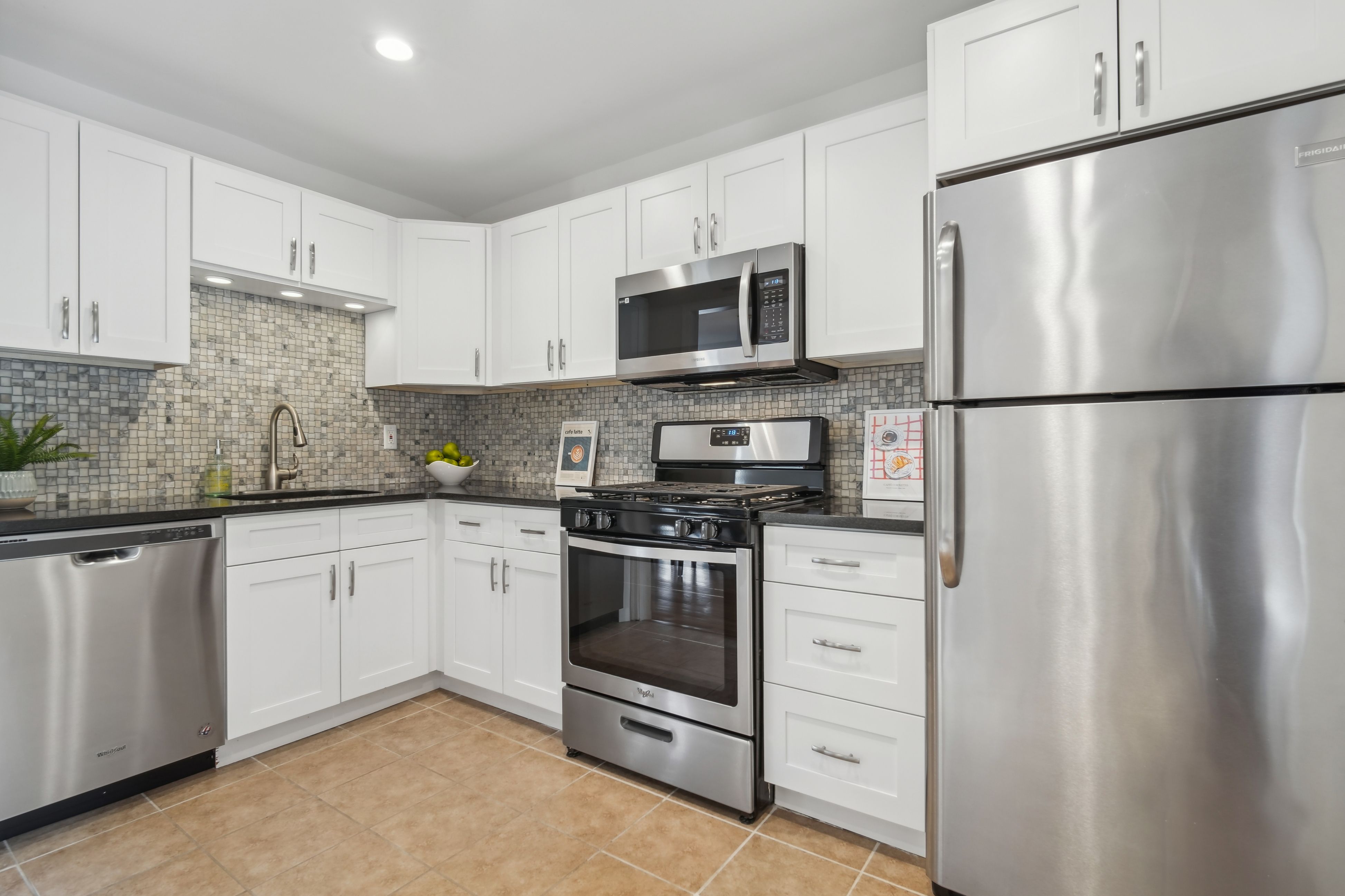 181 Long Hill Road 1-1