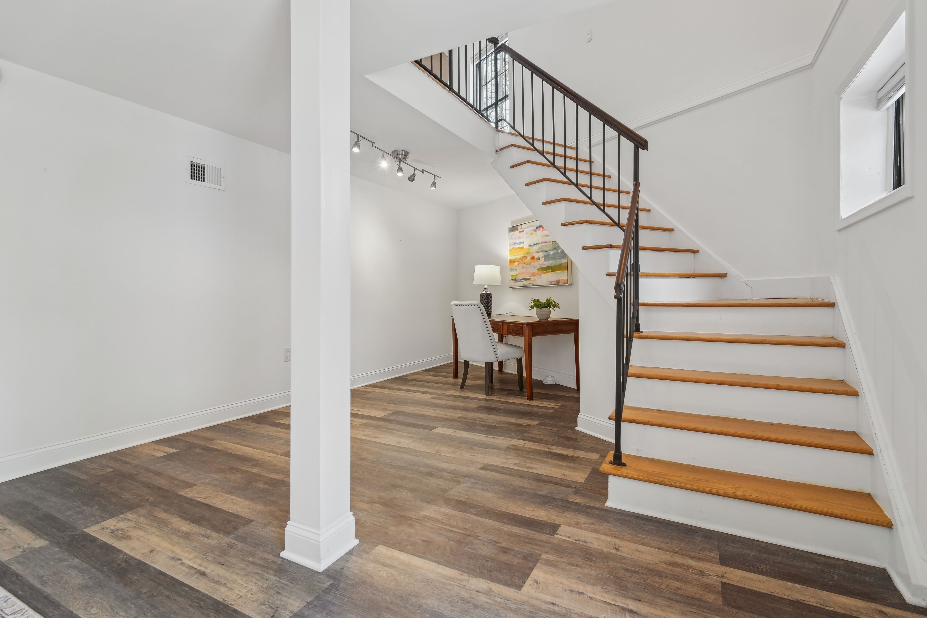 181 Long Hill Road 1-1