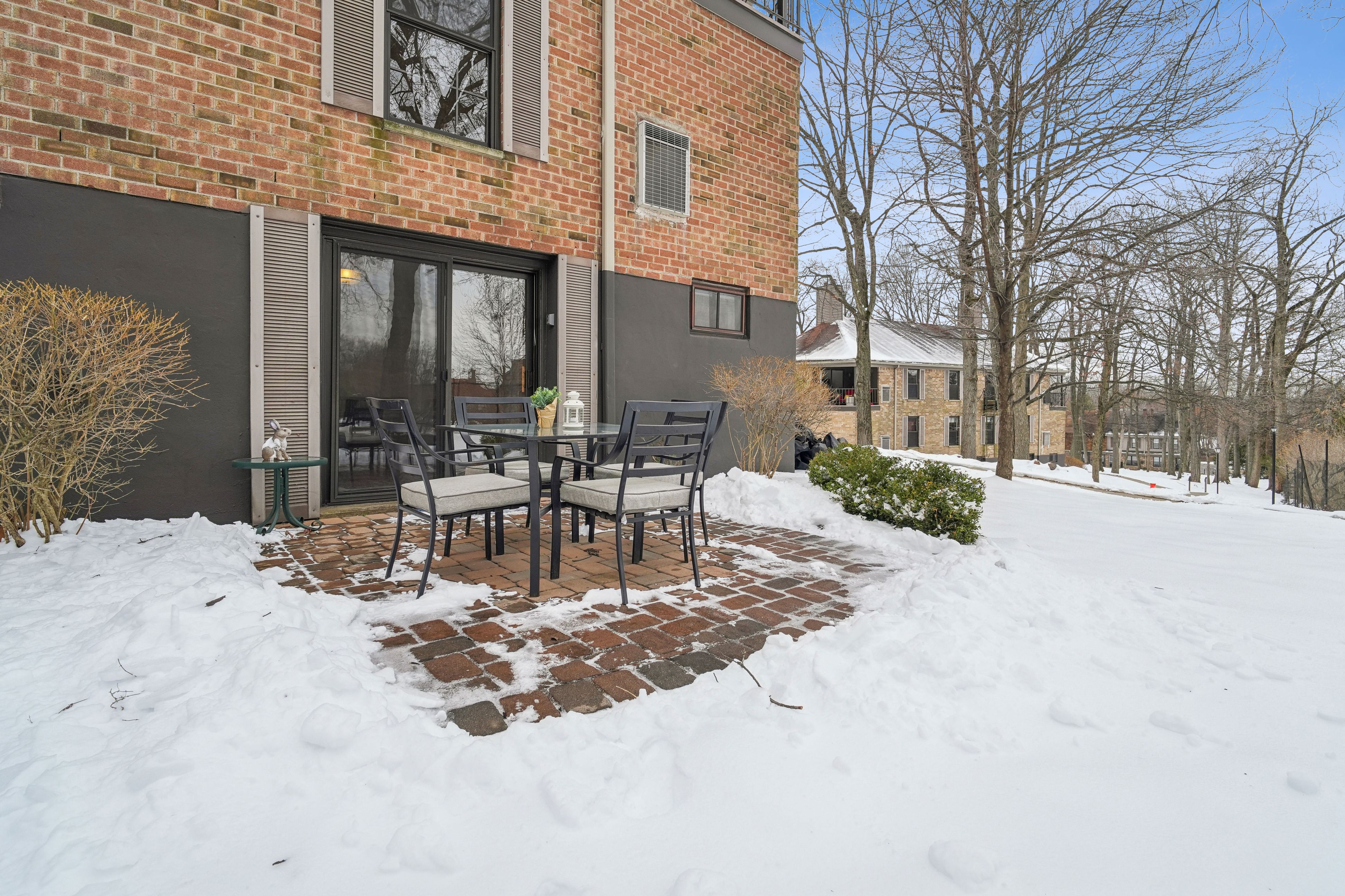 181 Long Hill Road 1-1