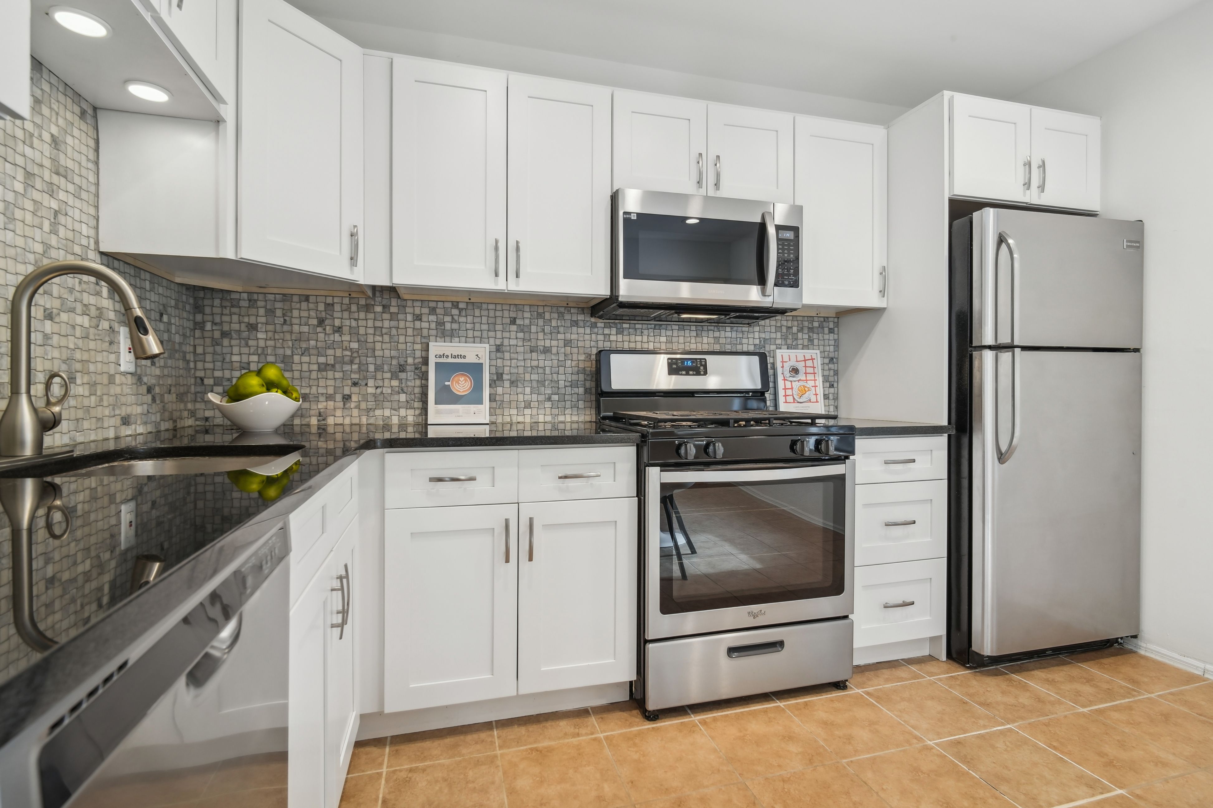 181 Long Hill Road 1-1
