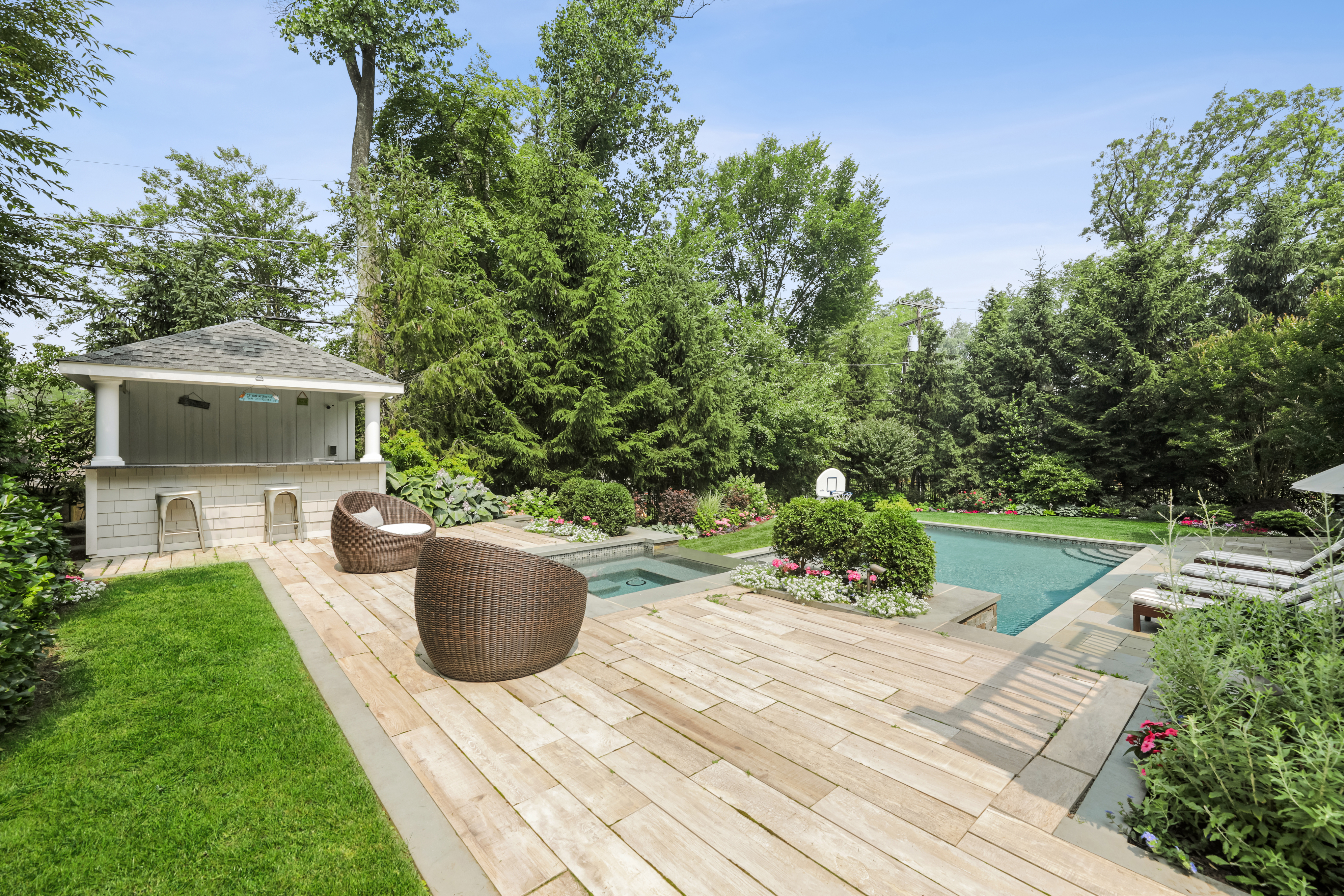 91 Fairfield Drive 