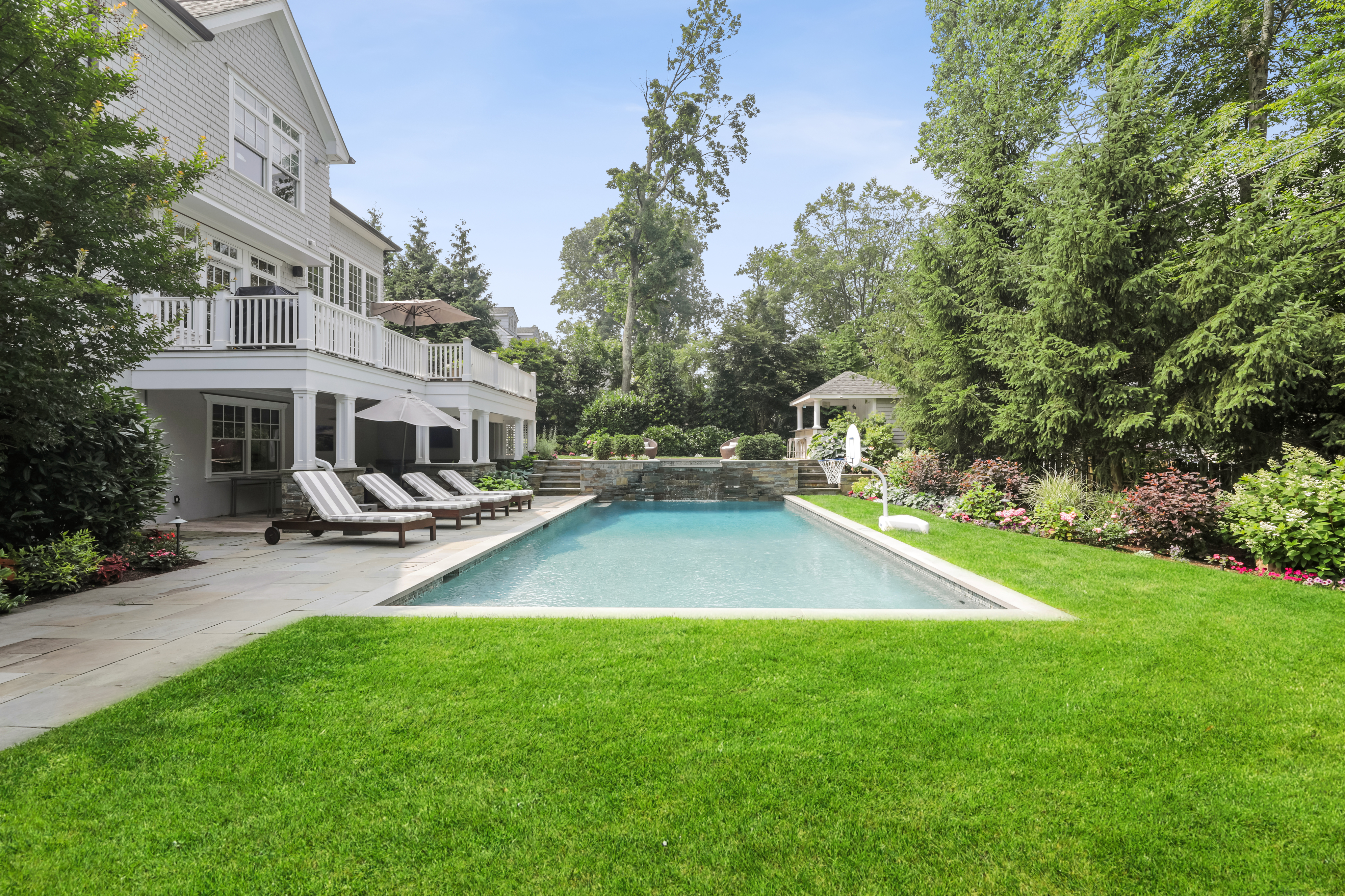 91 Fairfield Drive 