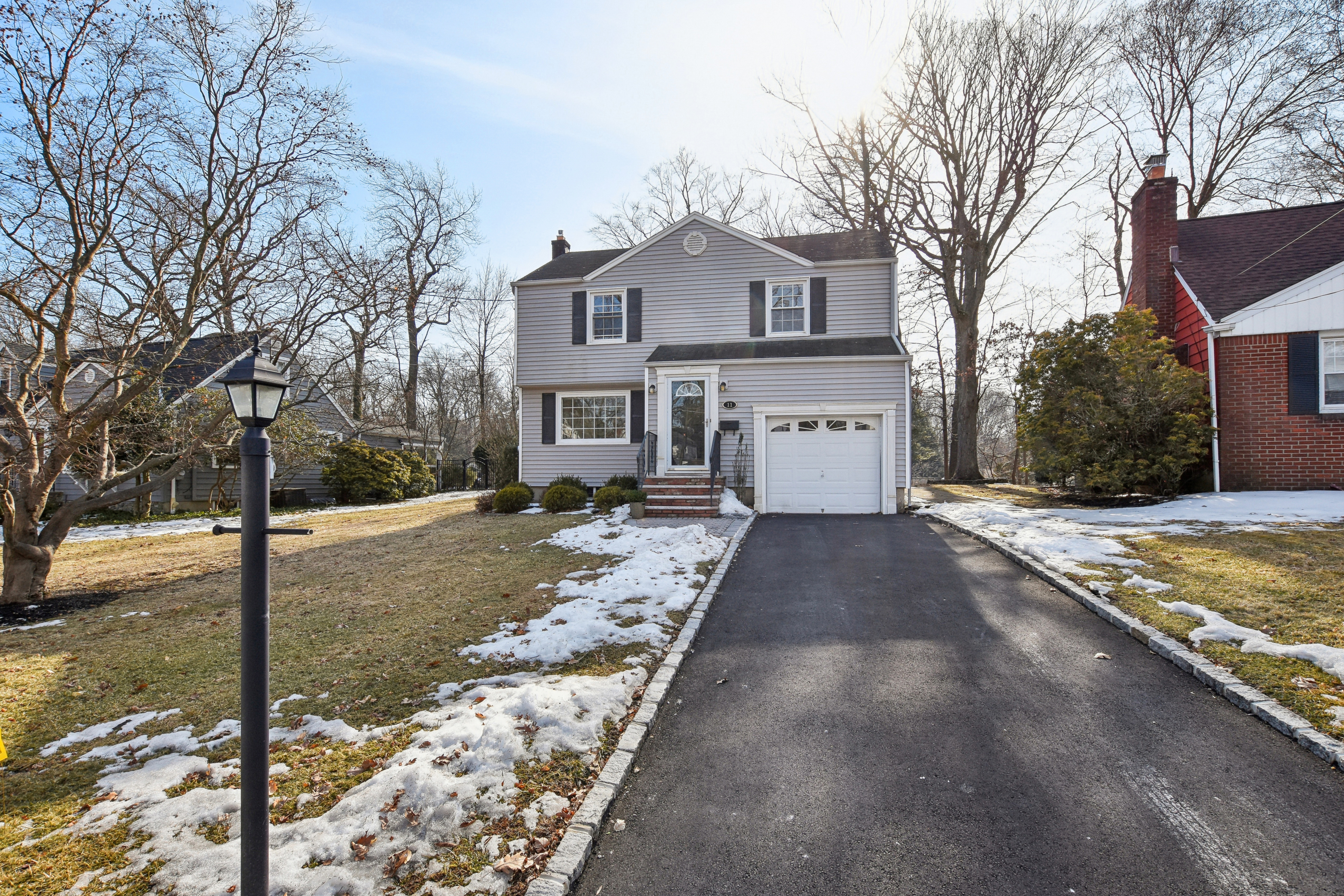 11 Brookside Terrace 