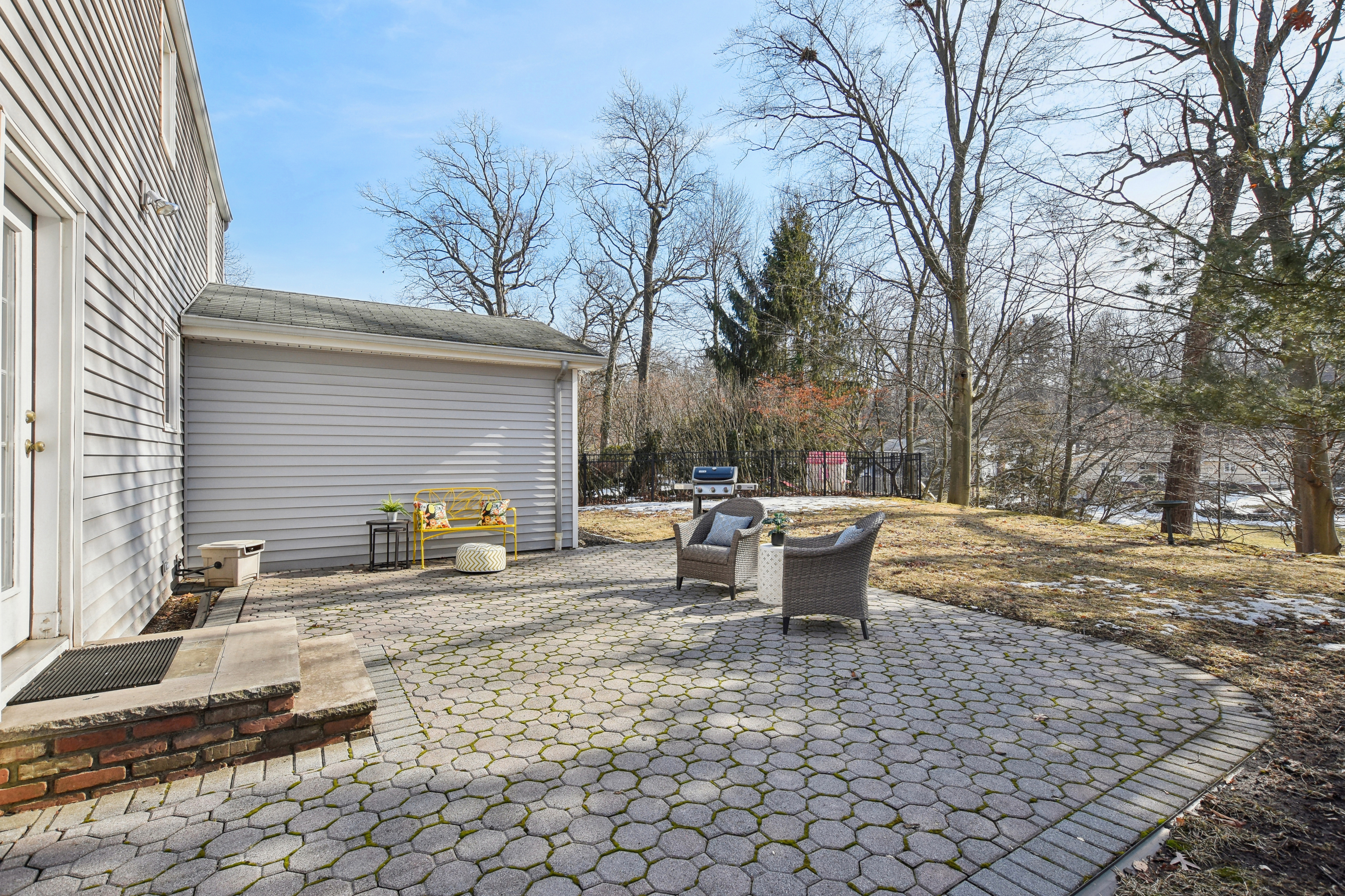 11 Brookside Terrace 