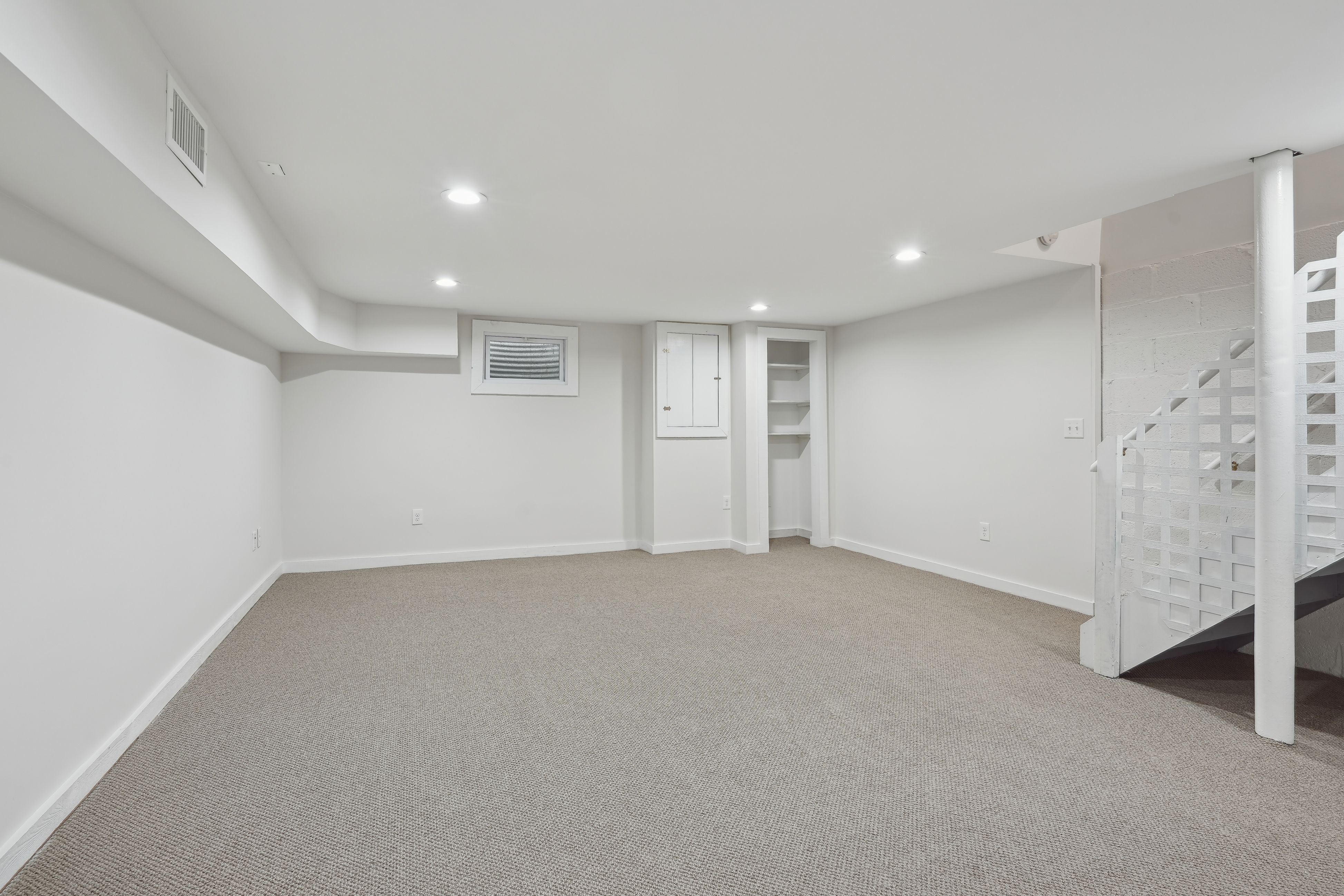 66 New England Avenue, Unit 13 