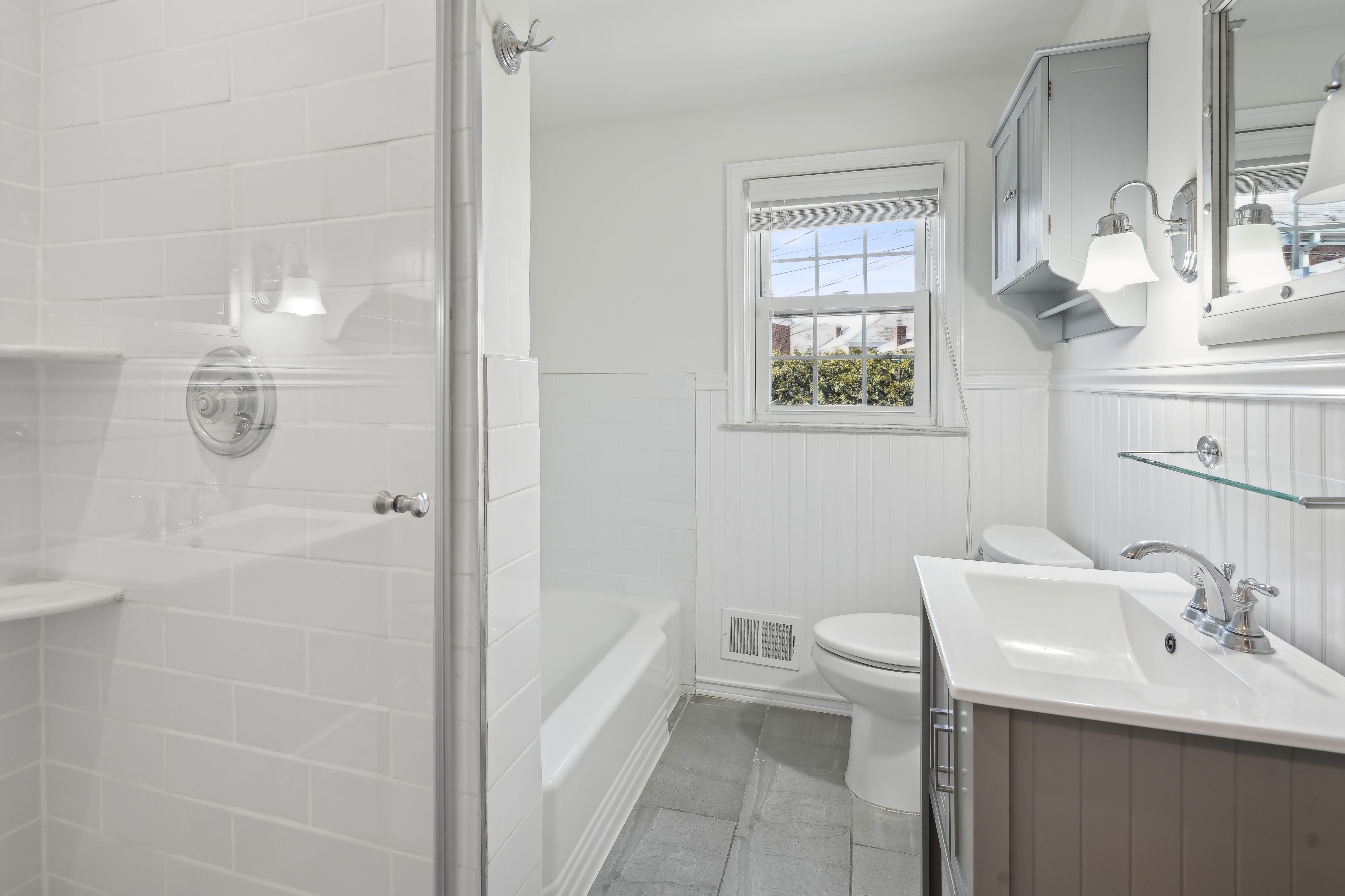 66 New England Avenue, Unit 13 