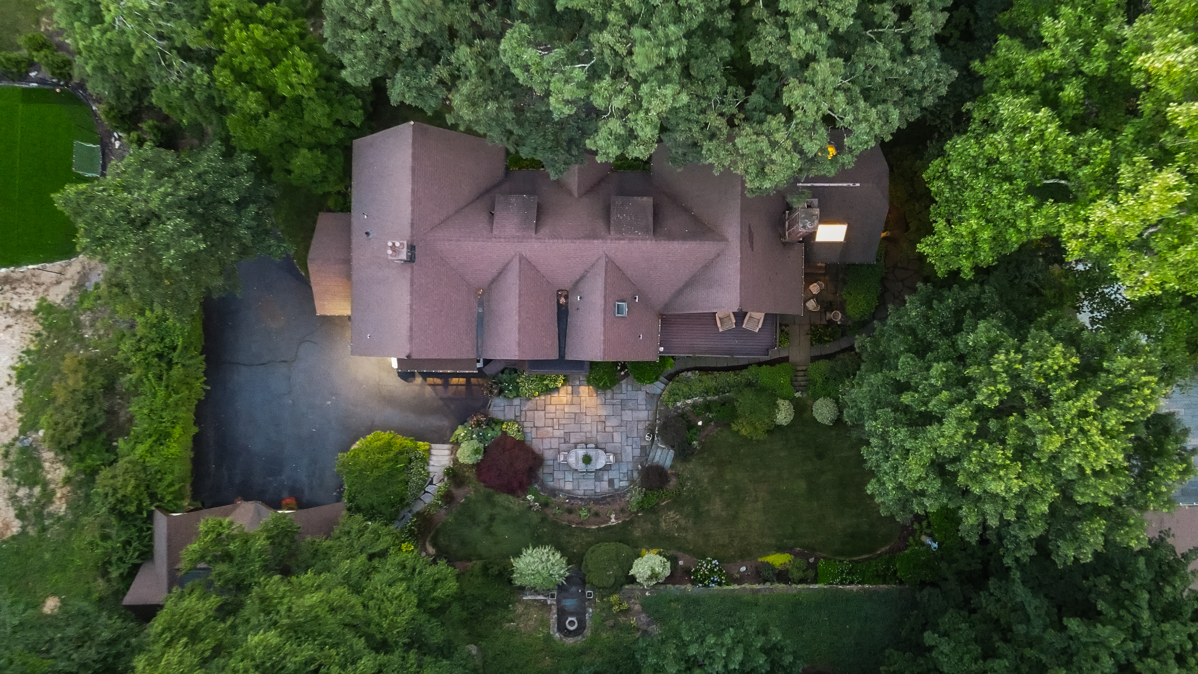 50 Lloyd Road 