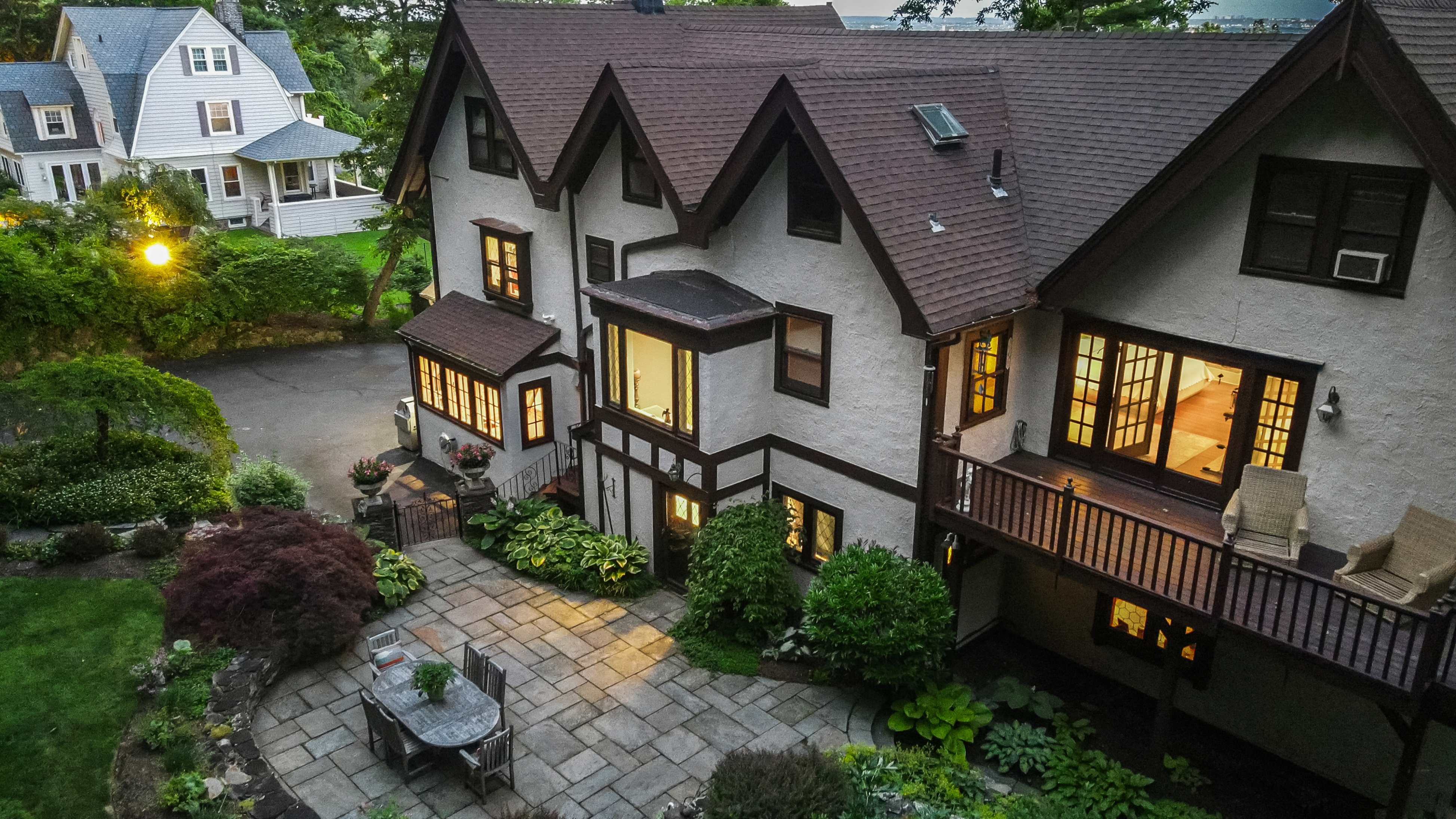 50 Lloyd Road 