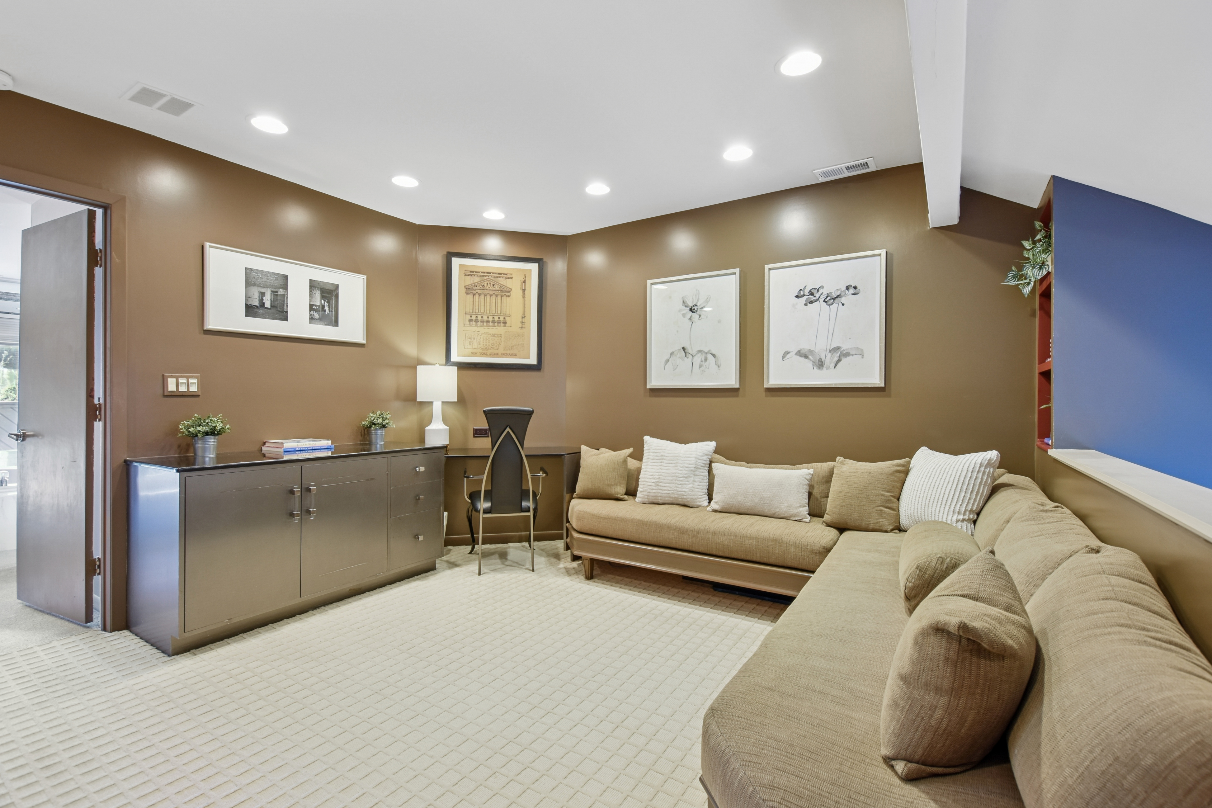 106 Barringer Court 