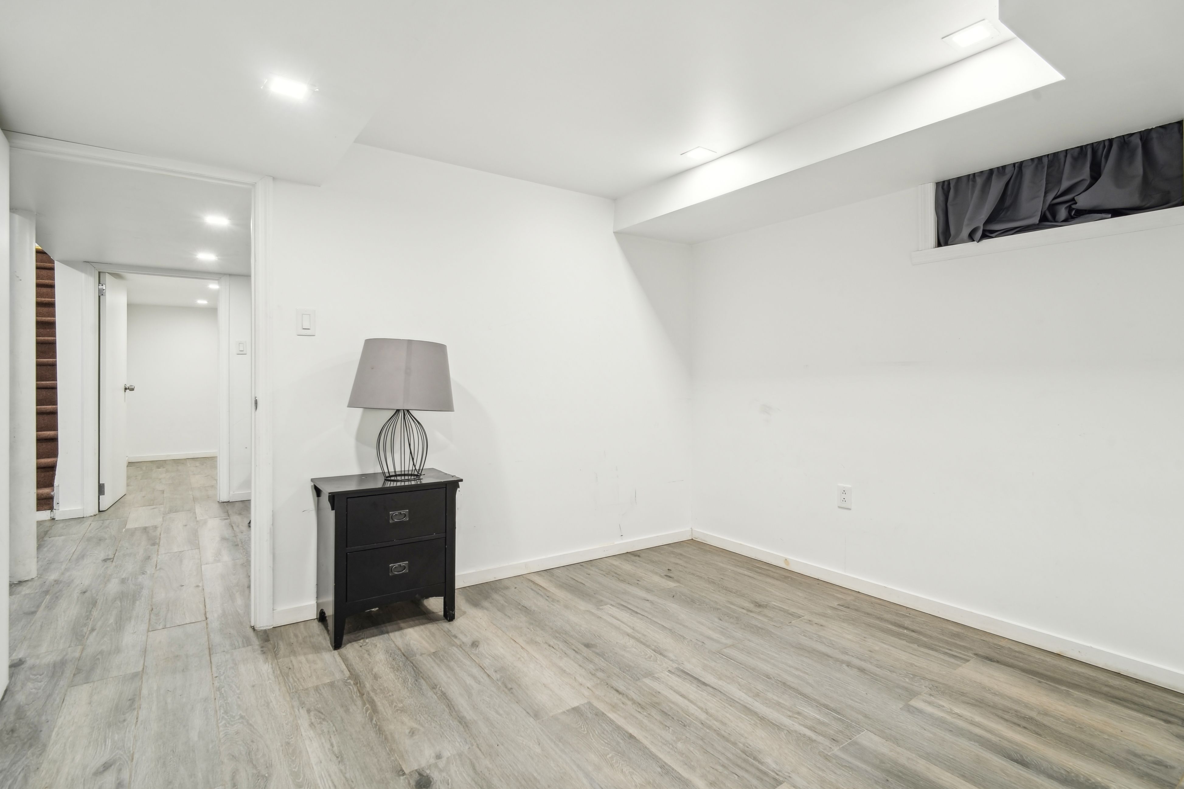 163 Kent Street 