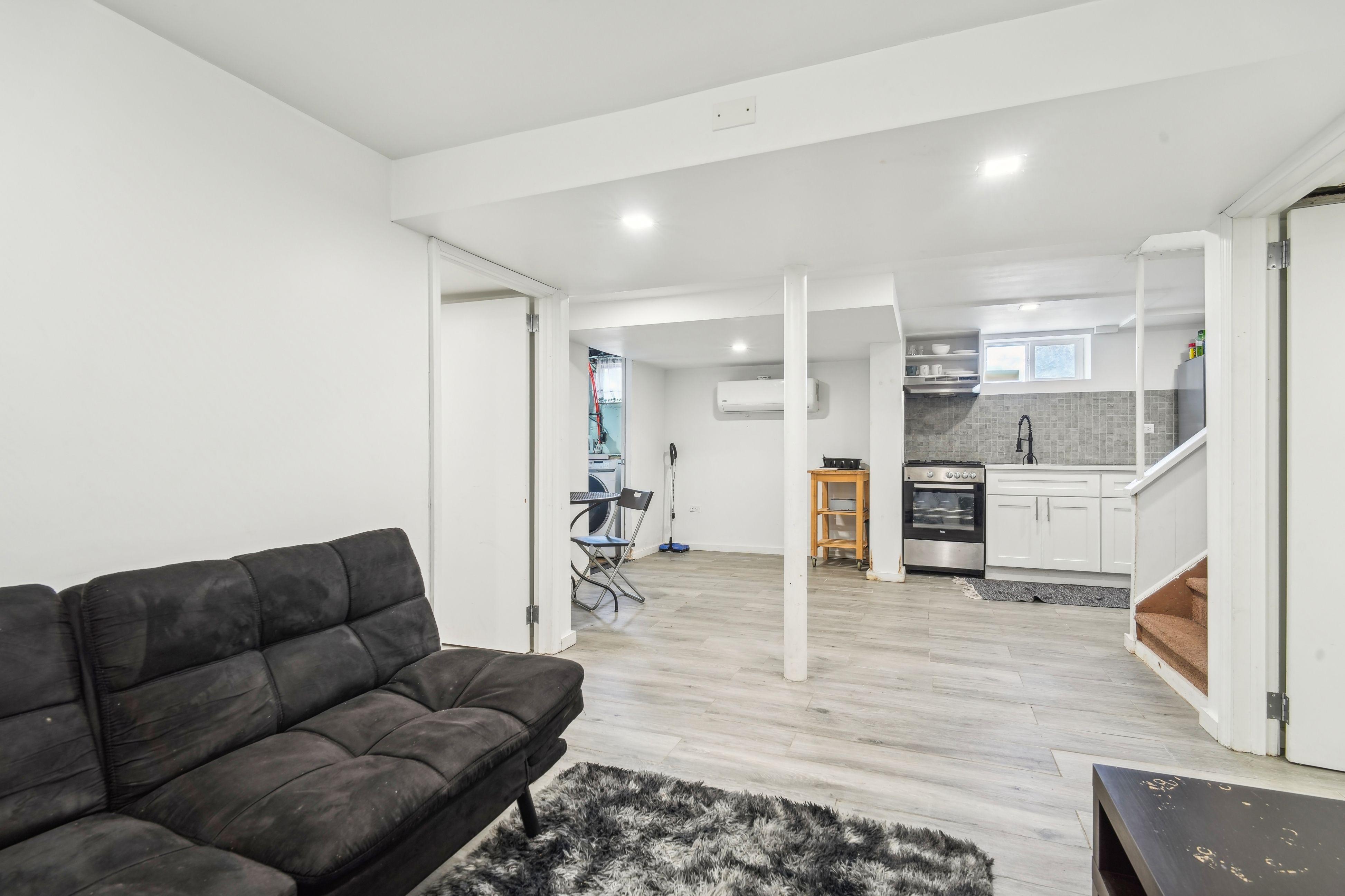 163 Kent Street 