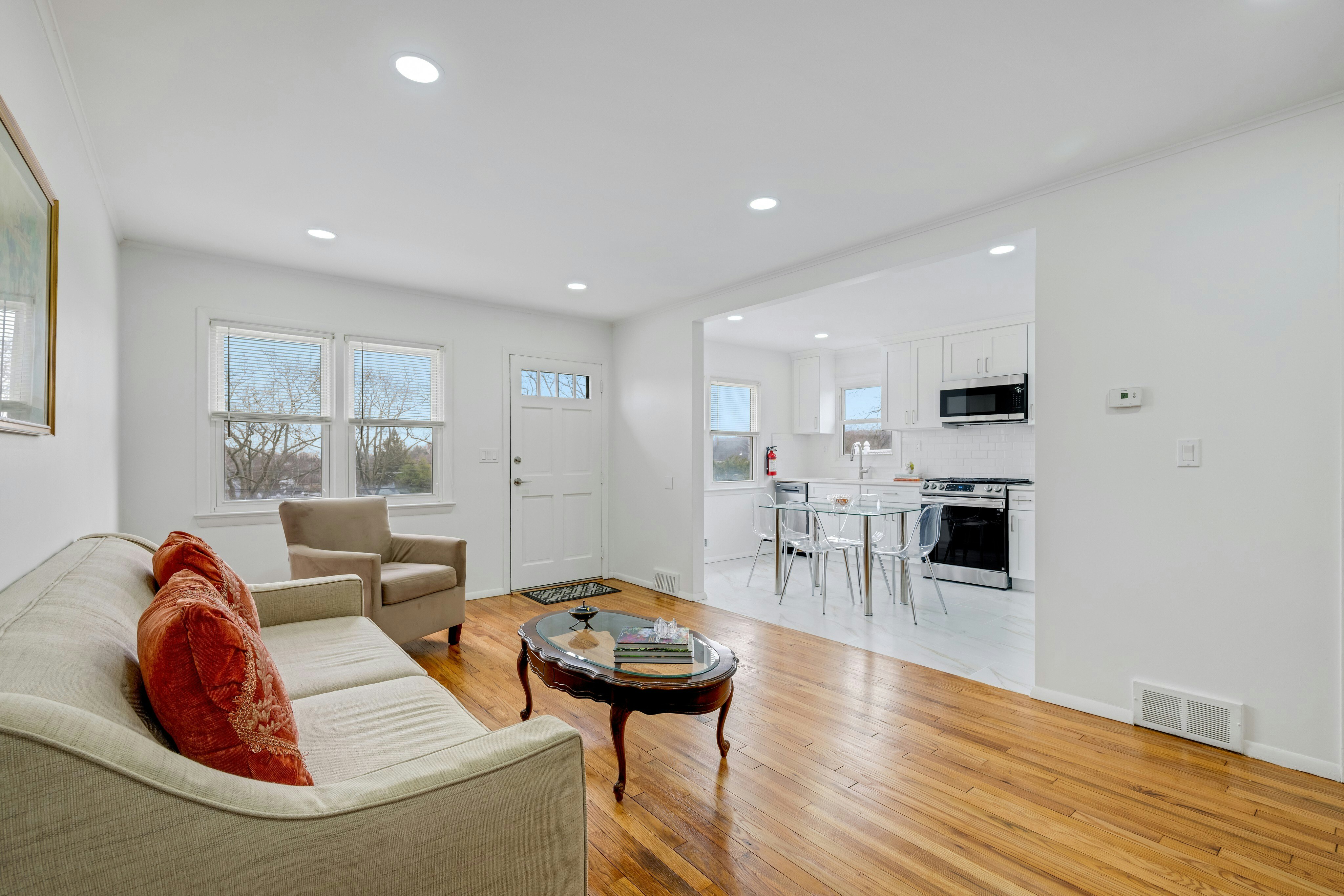 6 Huntley Road 