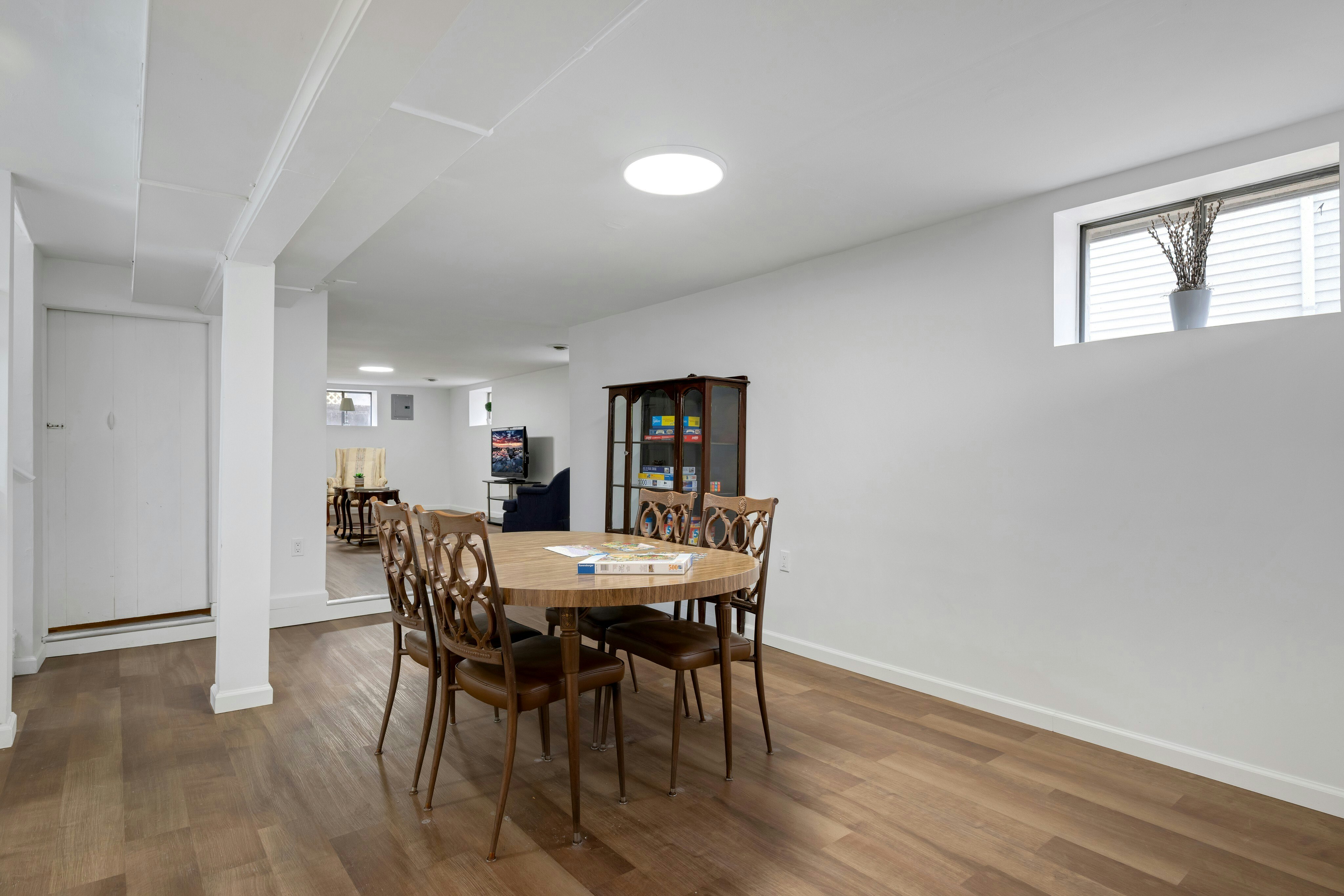 6 Huntley Road 