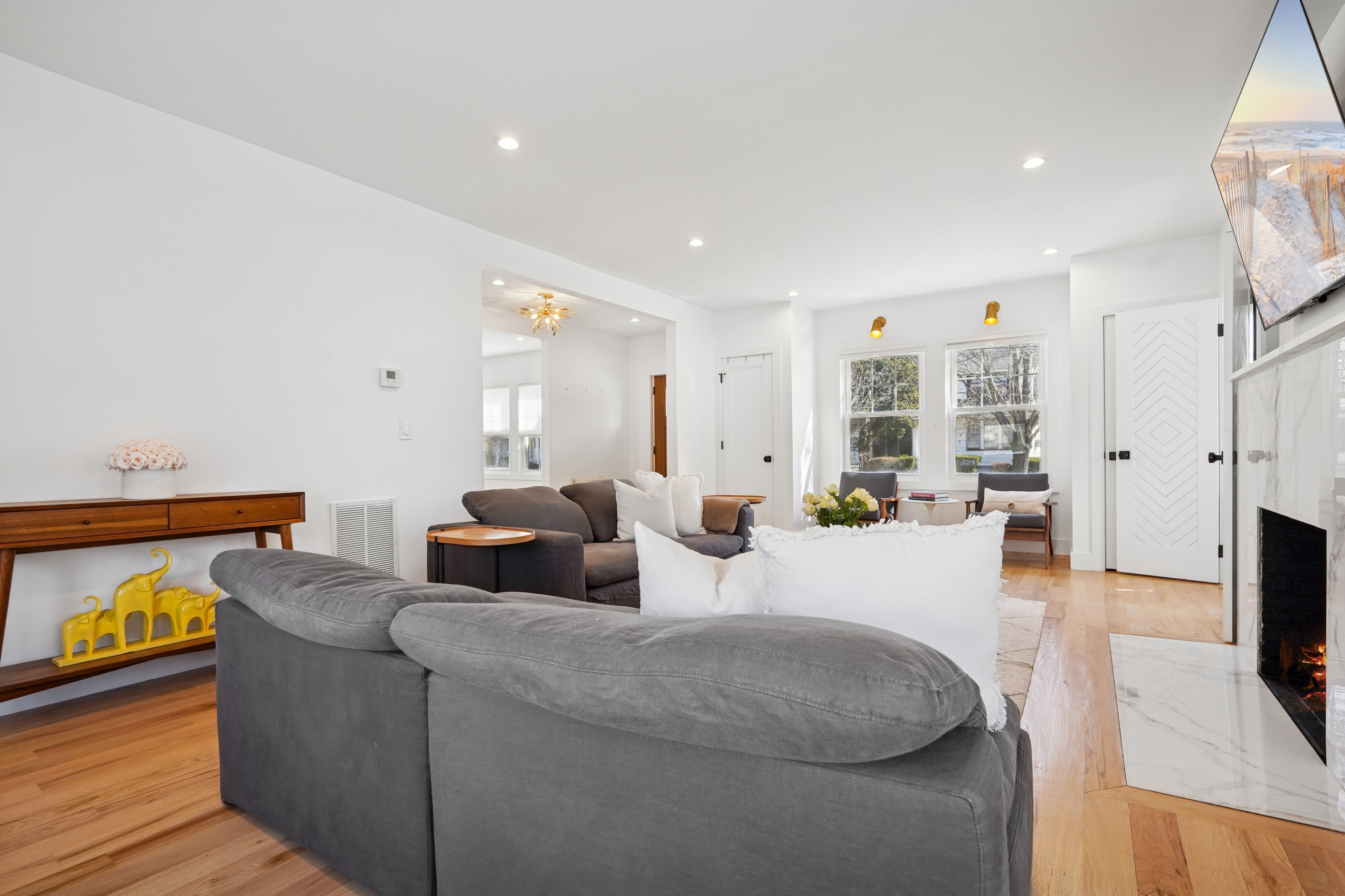 12 Pierson Place 