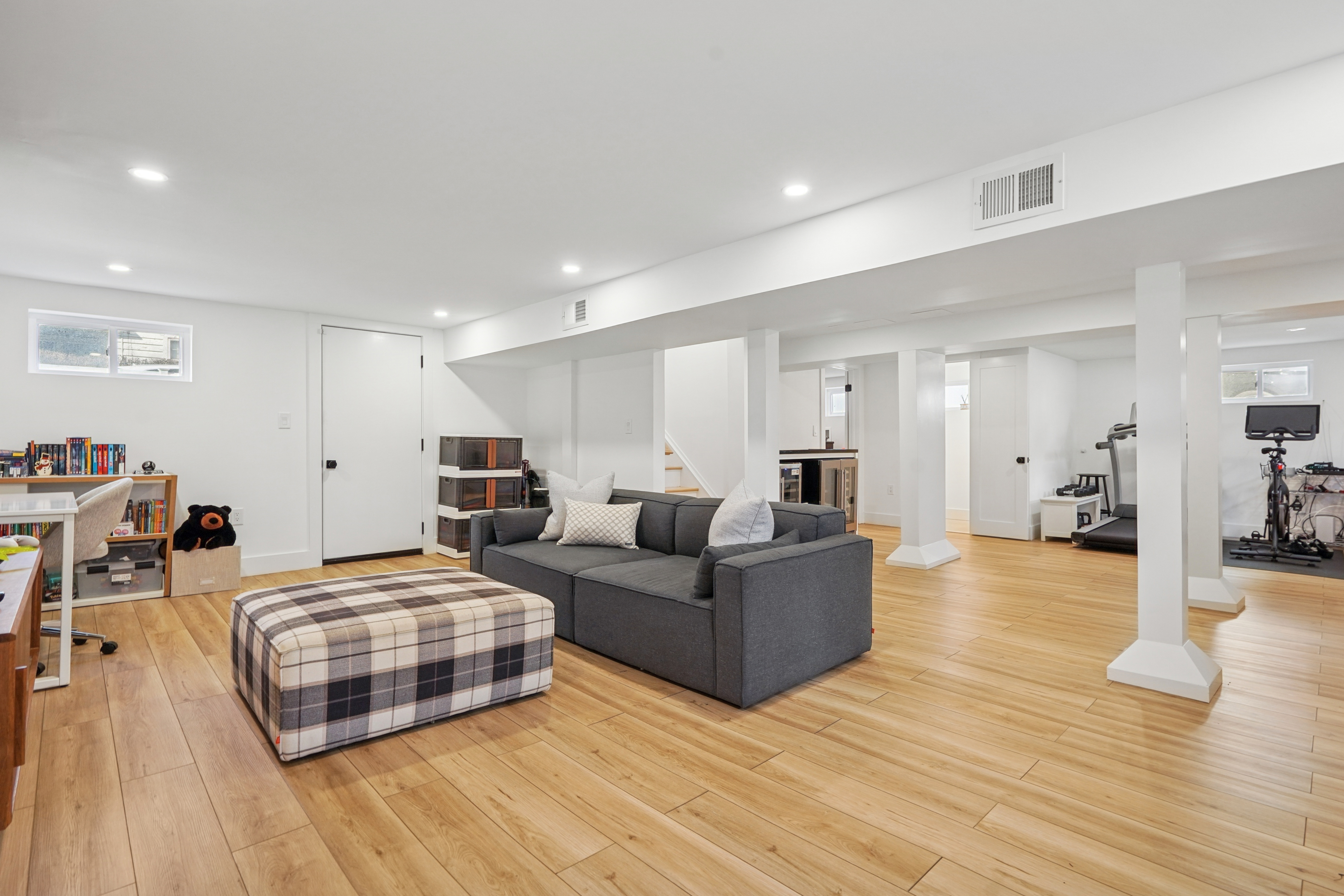 12 Pierson Place 