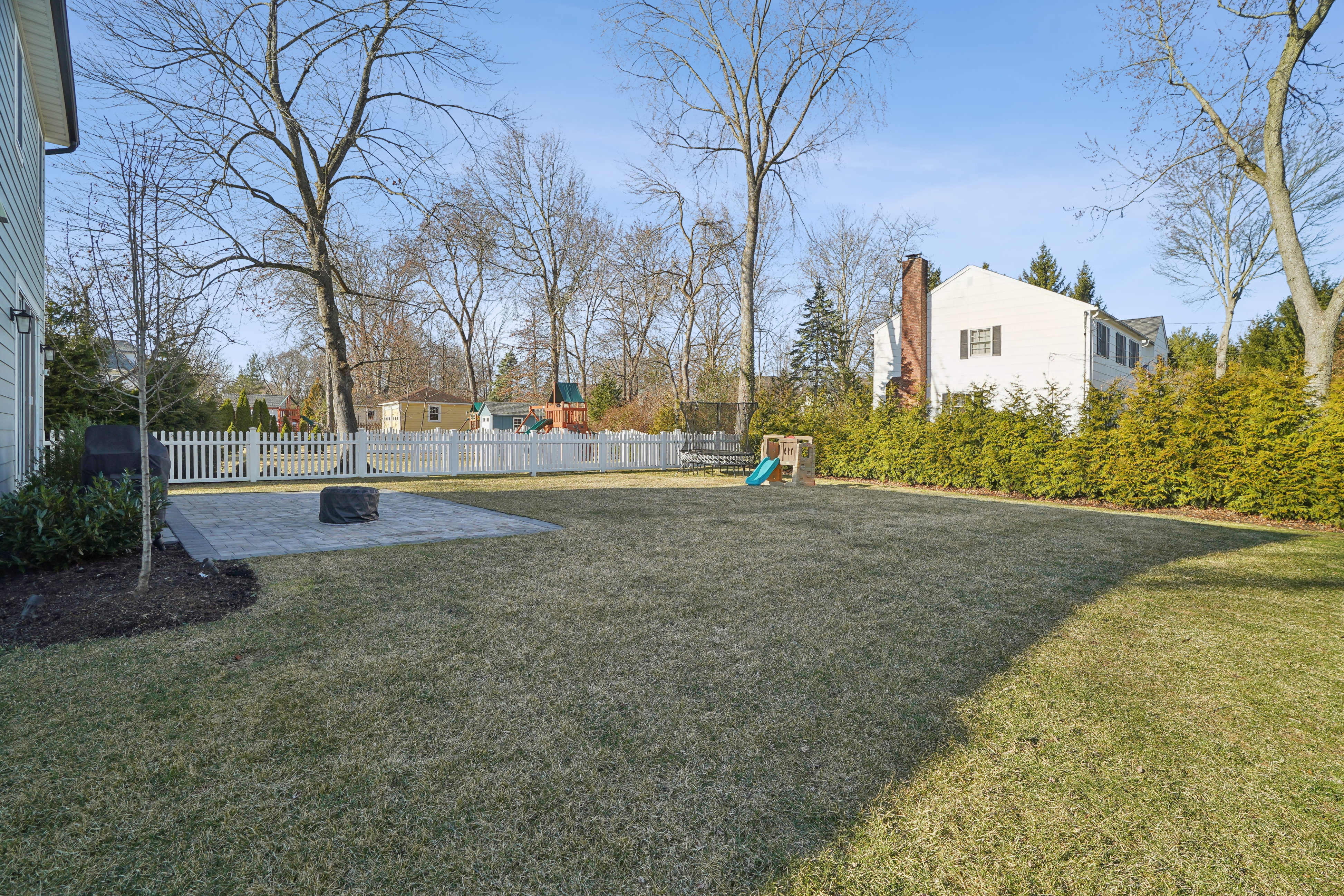 29 Weston Avenue 