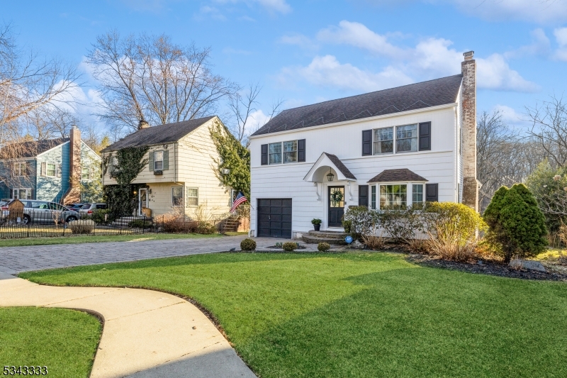 25 Marquette Rd