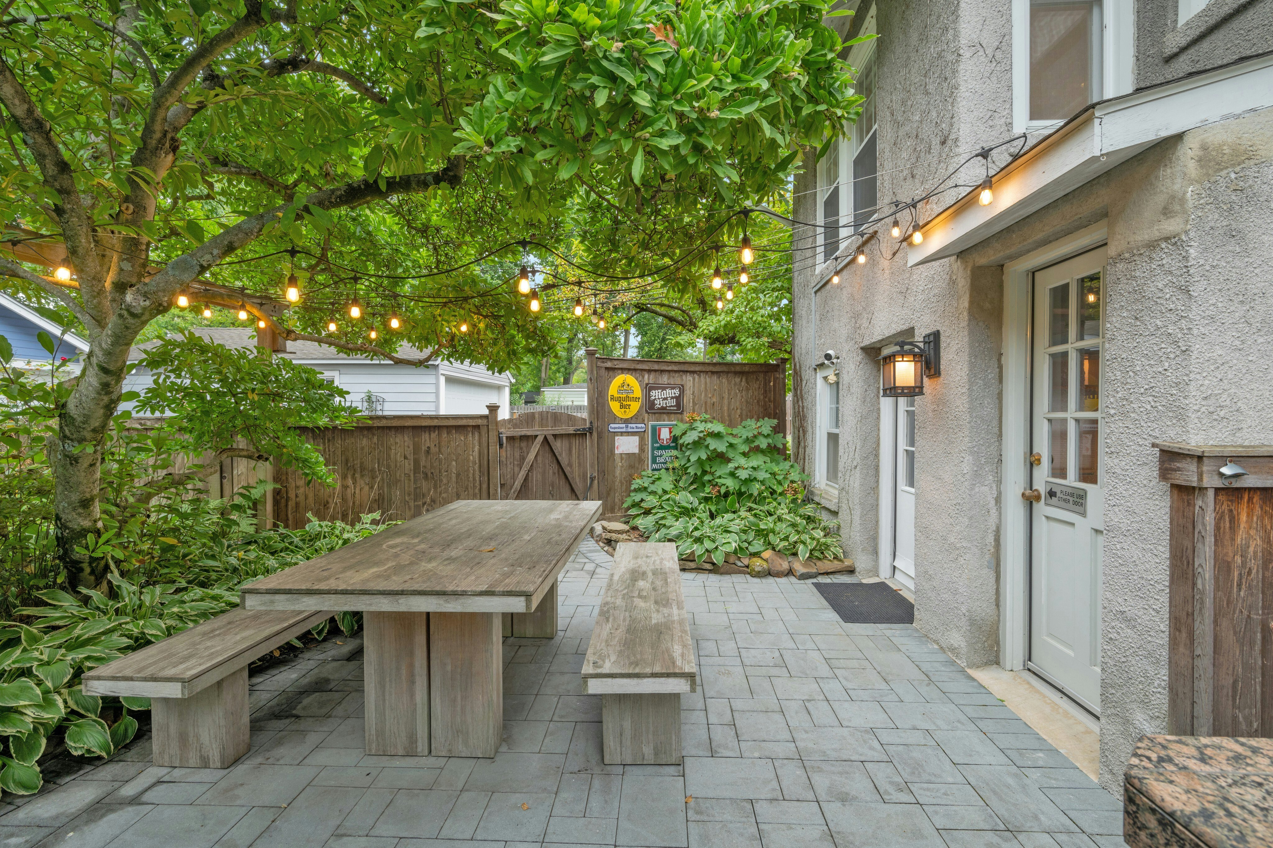21 Ashland Road 