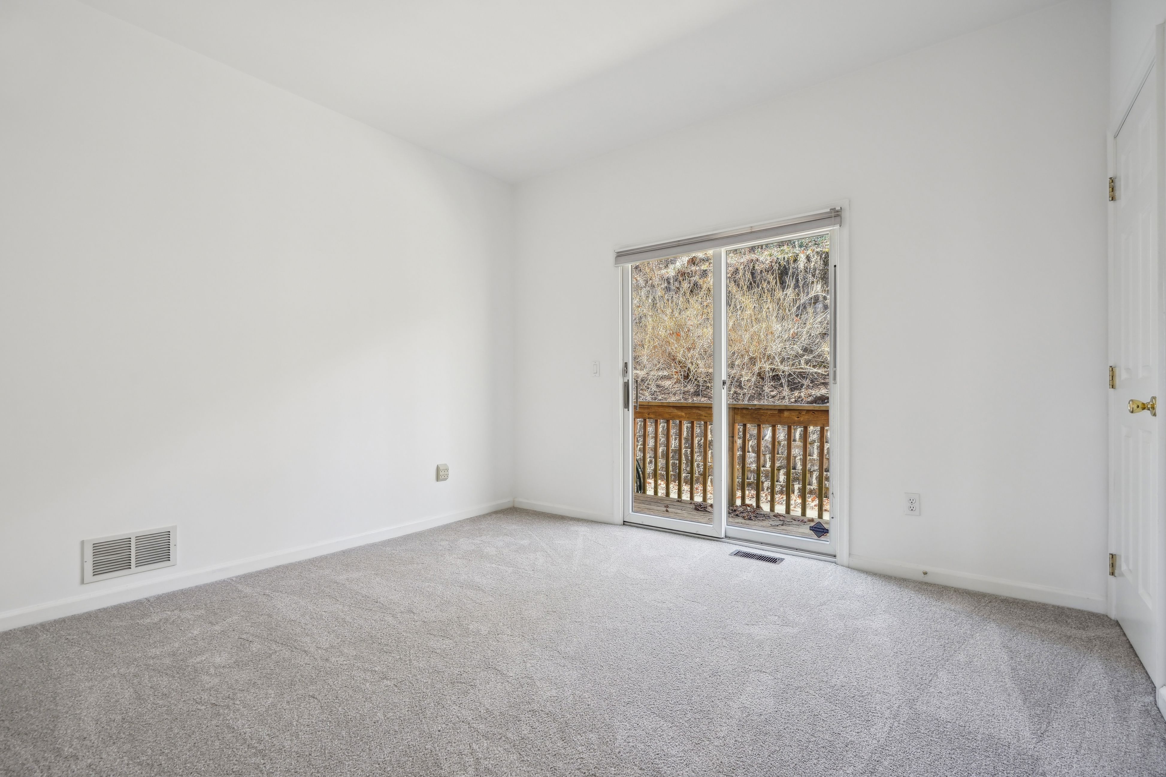 262 Hillside Avenue 