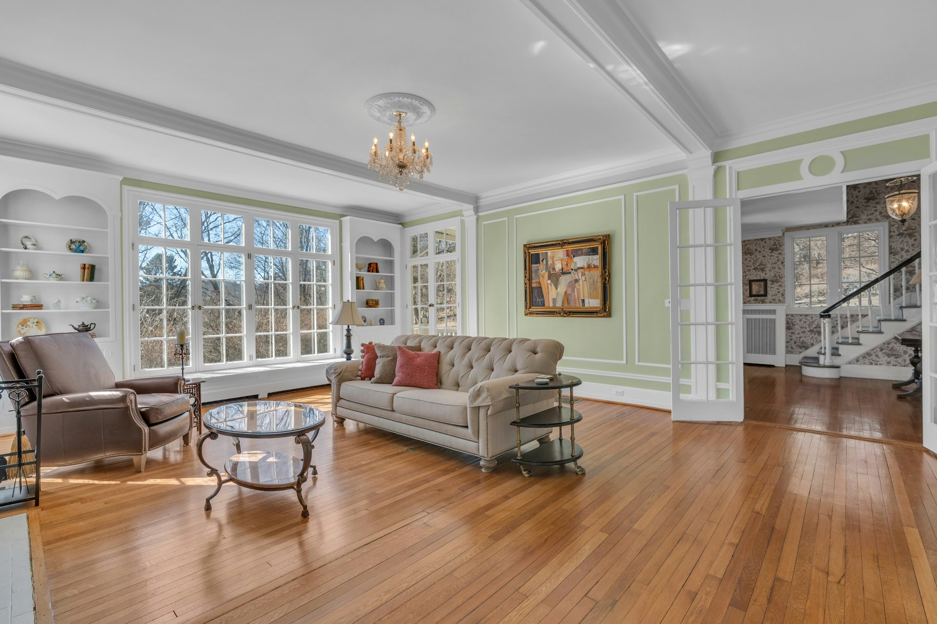 6 Egbert Avenue 