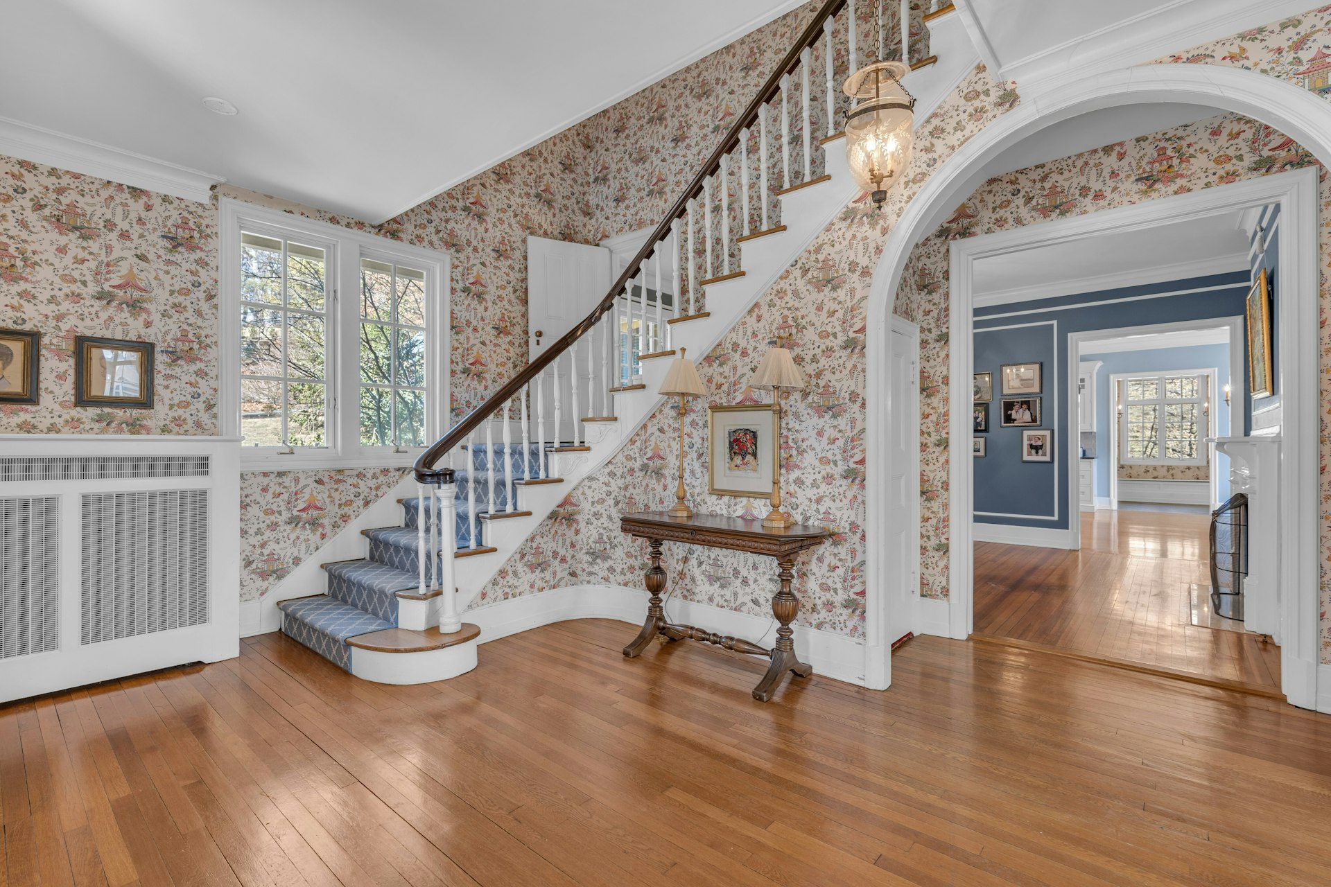 6 Egbert Avenue 